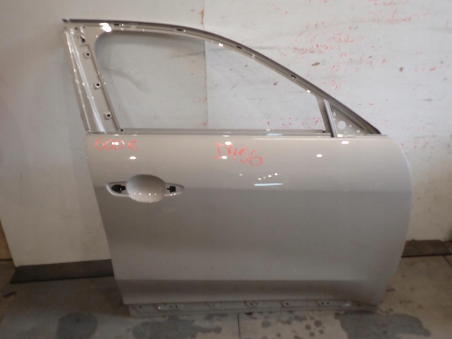 door front front right FIAT 600 2024