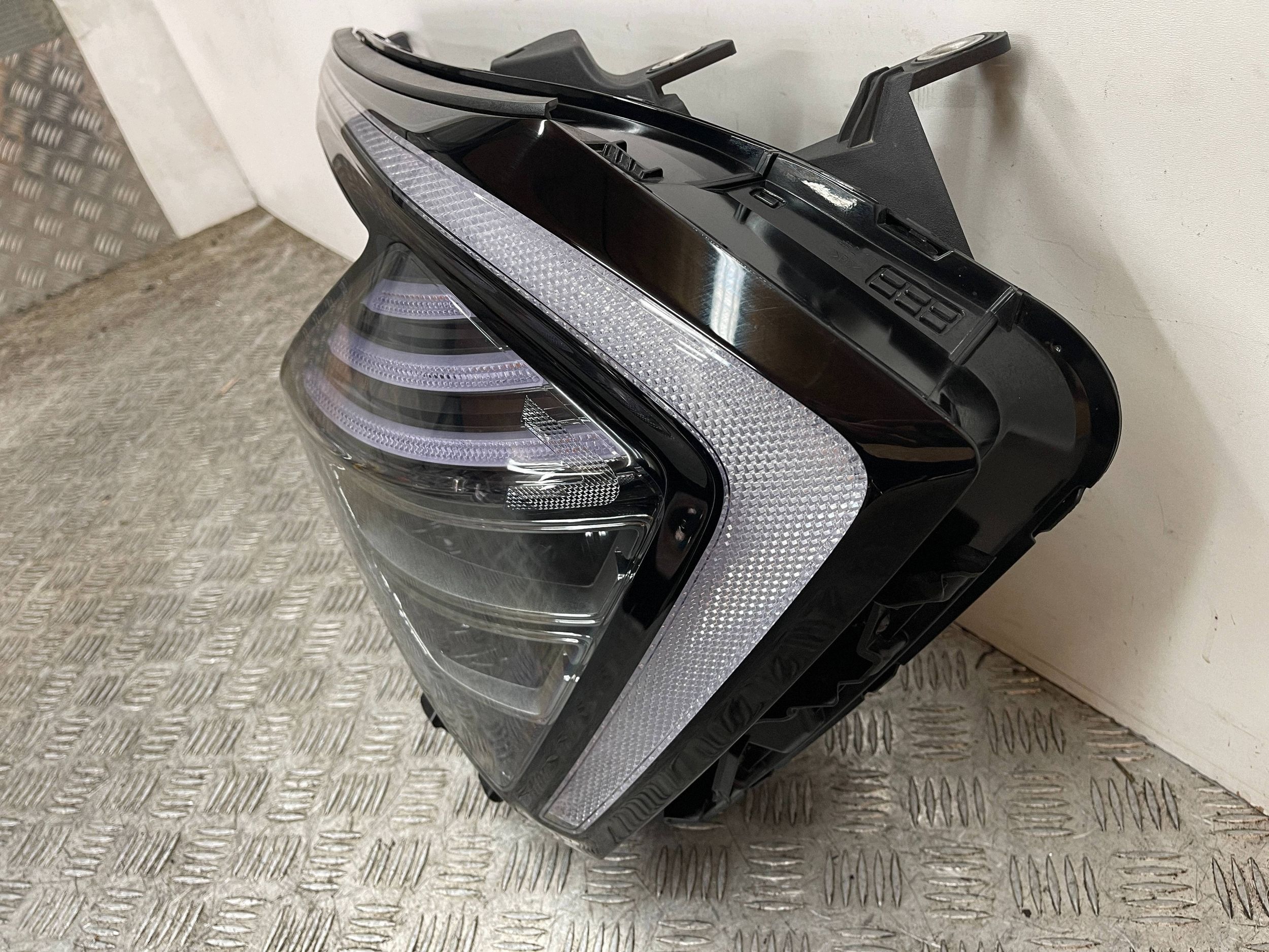 REFLEKTOR light front front right KIA SPORTAGE V 5 21- GT 92102-R2150