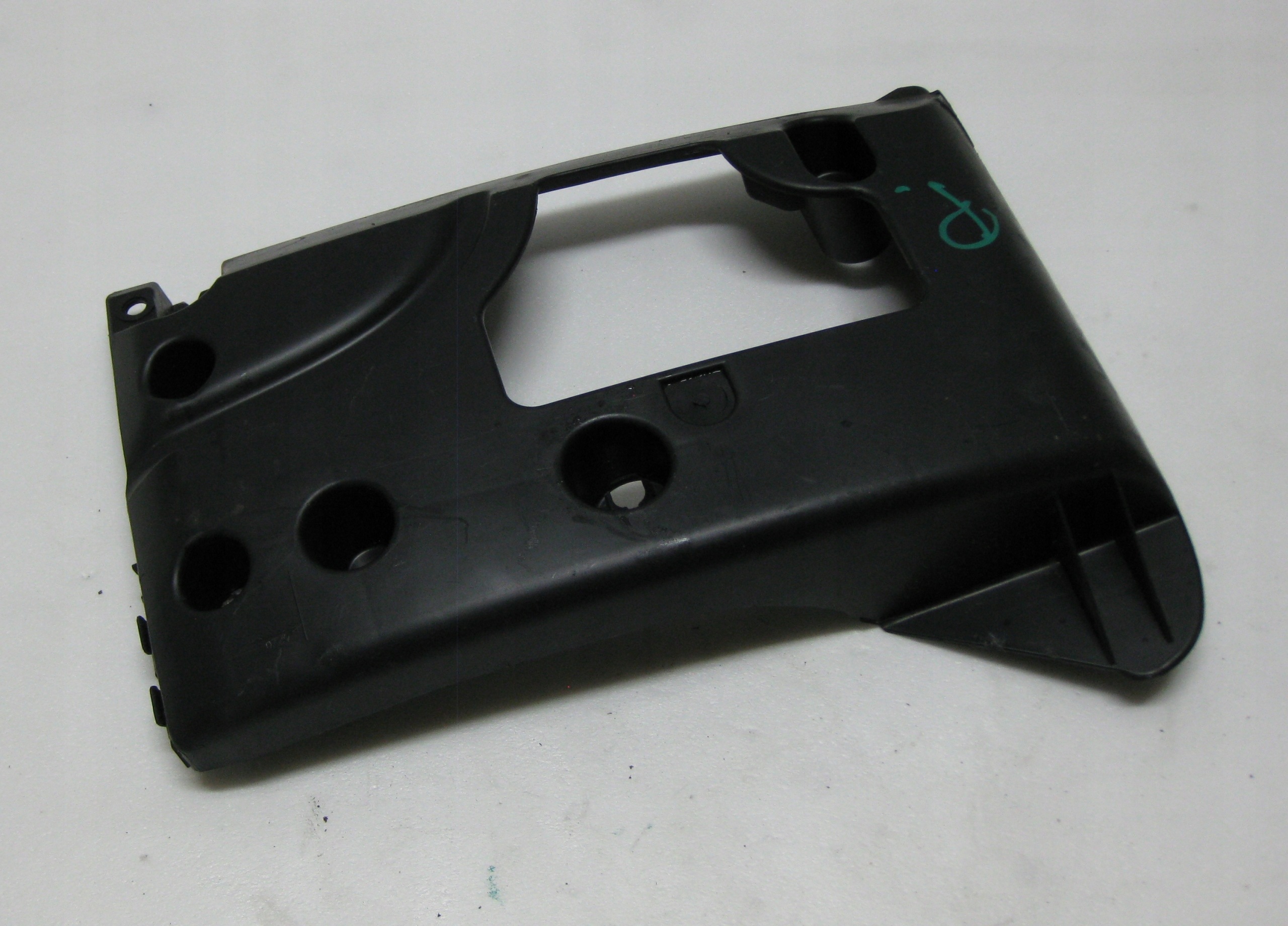 RENAULT MASTER III LIFT bumper bracket right rear part 852220001R