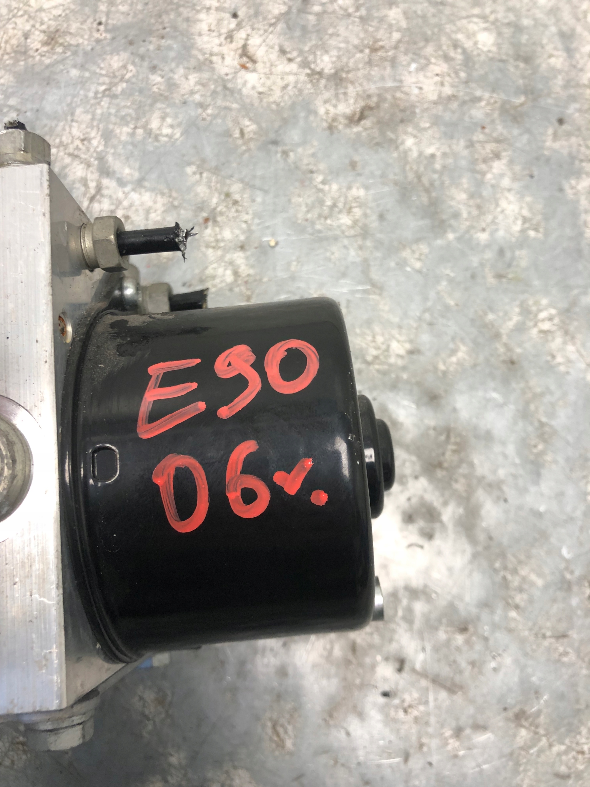 pumpa ABS BMW E90 6772213 6772214