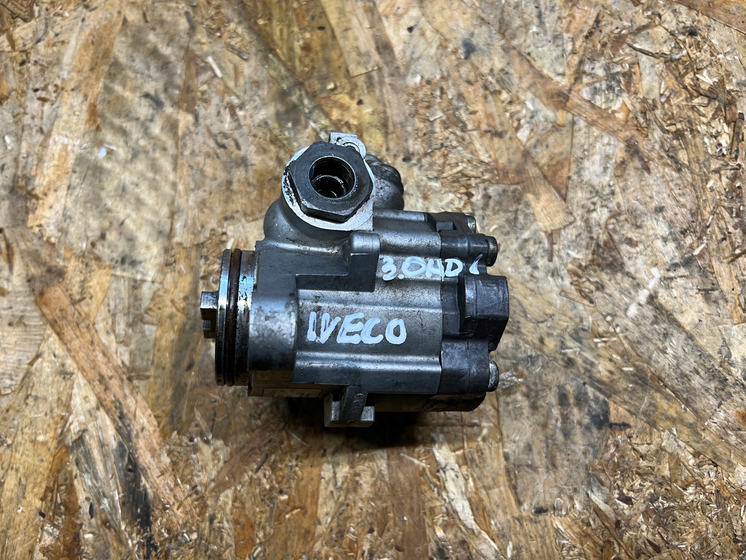 Pompa servosterzo FIAT DUCATO IVECO DAILY 504243641