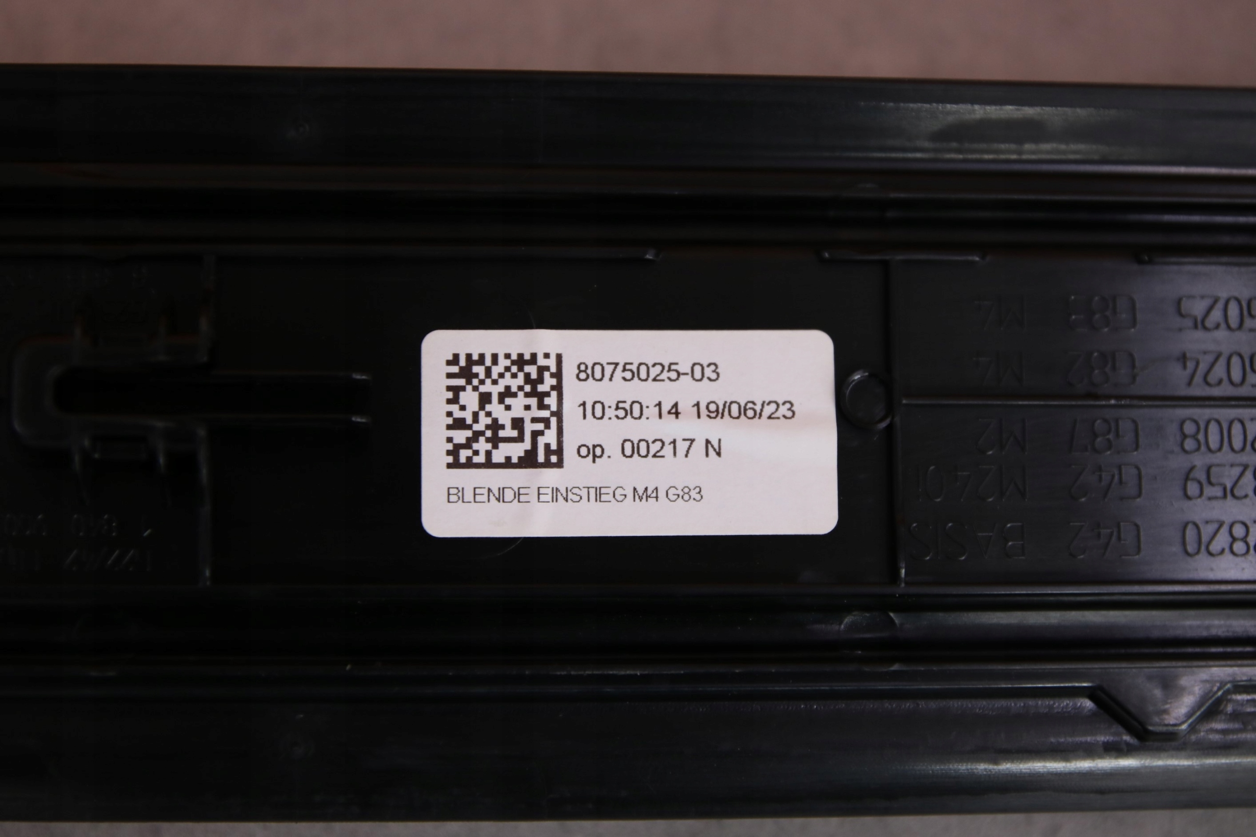 BMW M4 G83 mouldings caps threshold KOMPLET 8075025