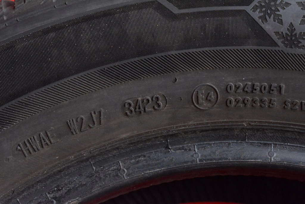 tyre tyres 2 pcs BARUM winter 195/65/15 23R