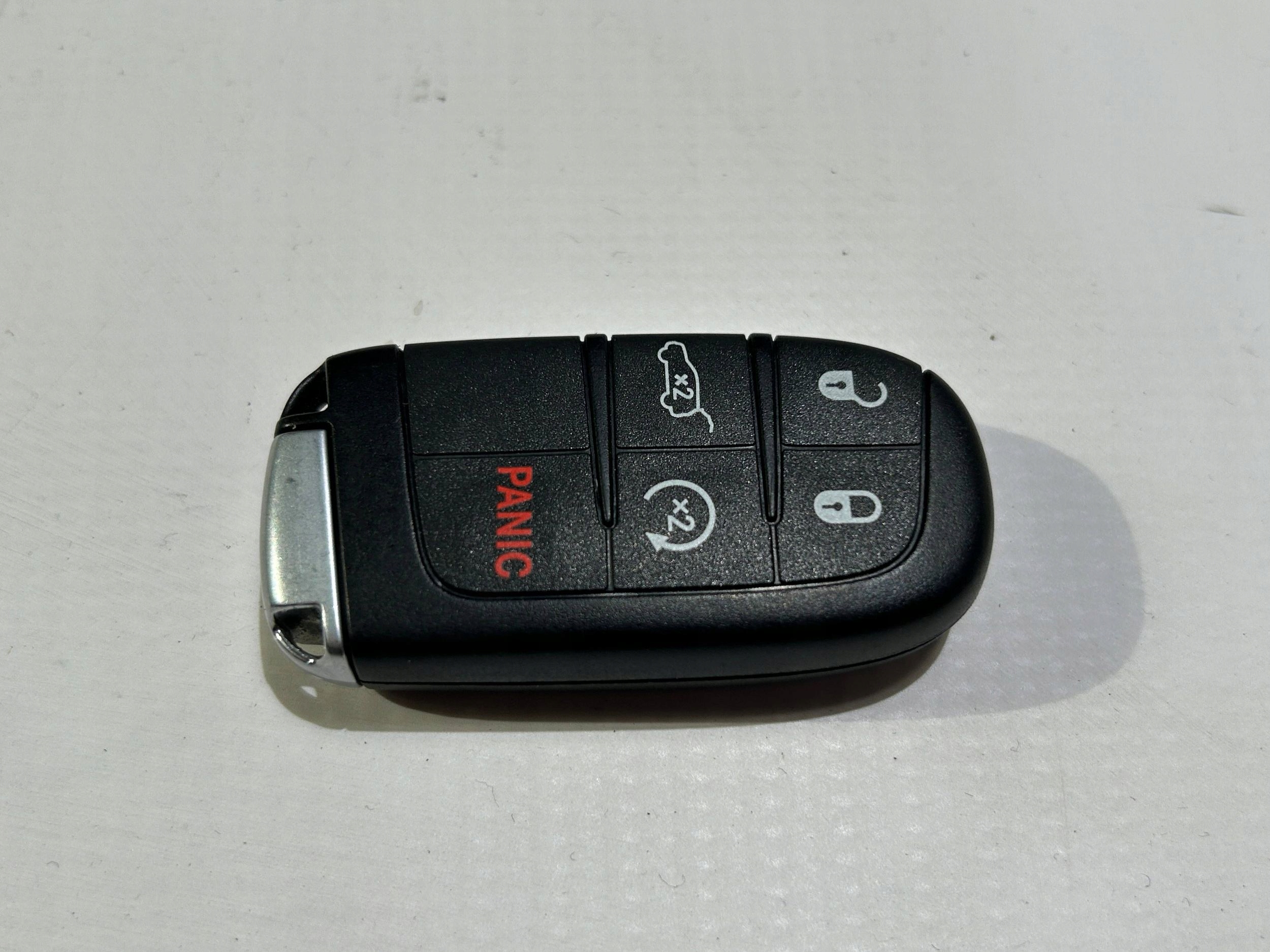 key pilot zdalne odpalanie Dodge Durango 2014