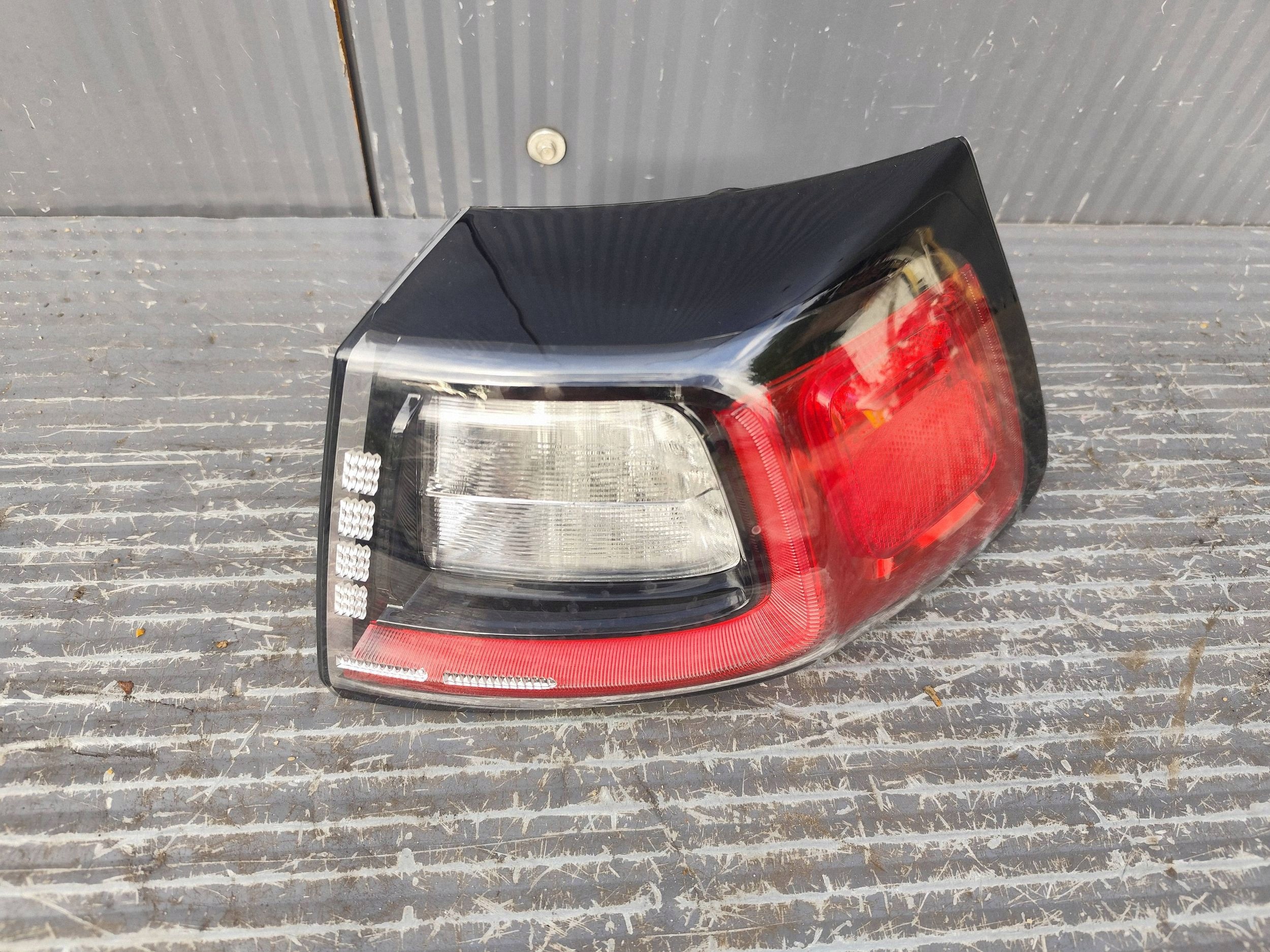 JEEP CHEROKEE KL LIFT light rear right