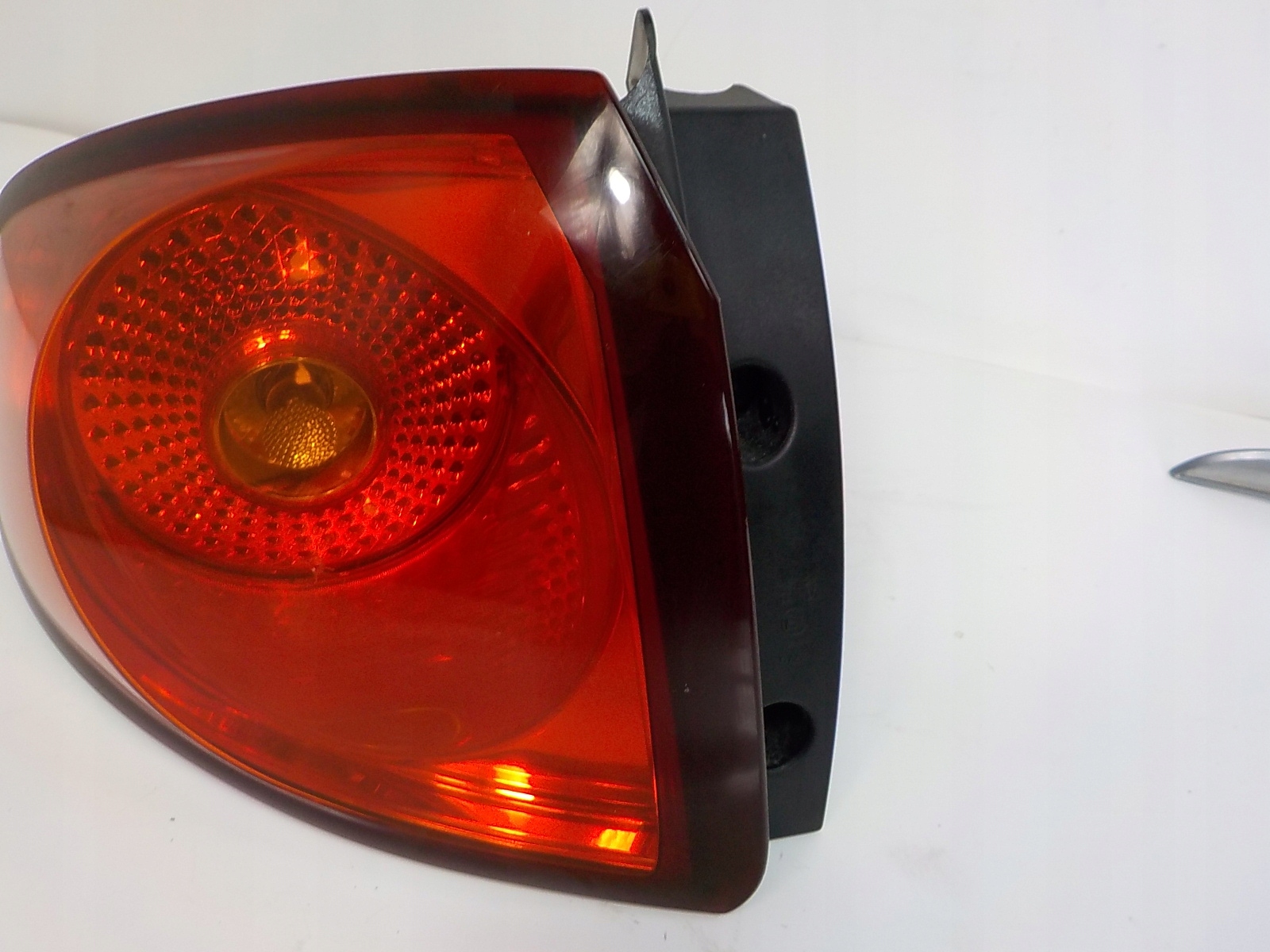 SEAT ALTEA KOMBI light left rear left rear part 5P0945095J