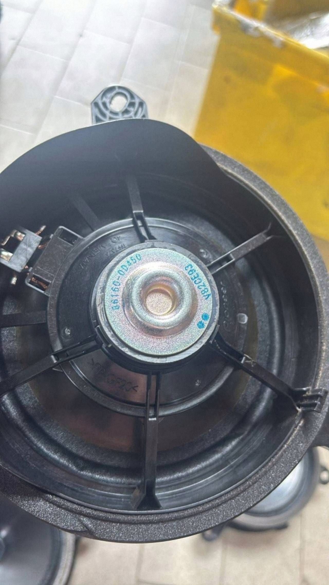 speaker door przednich Komplet Mazda 2 861600D450
