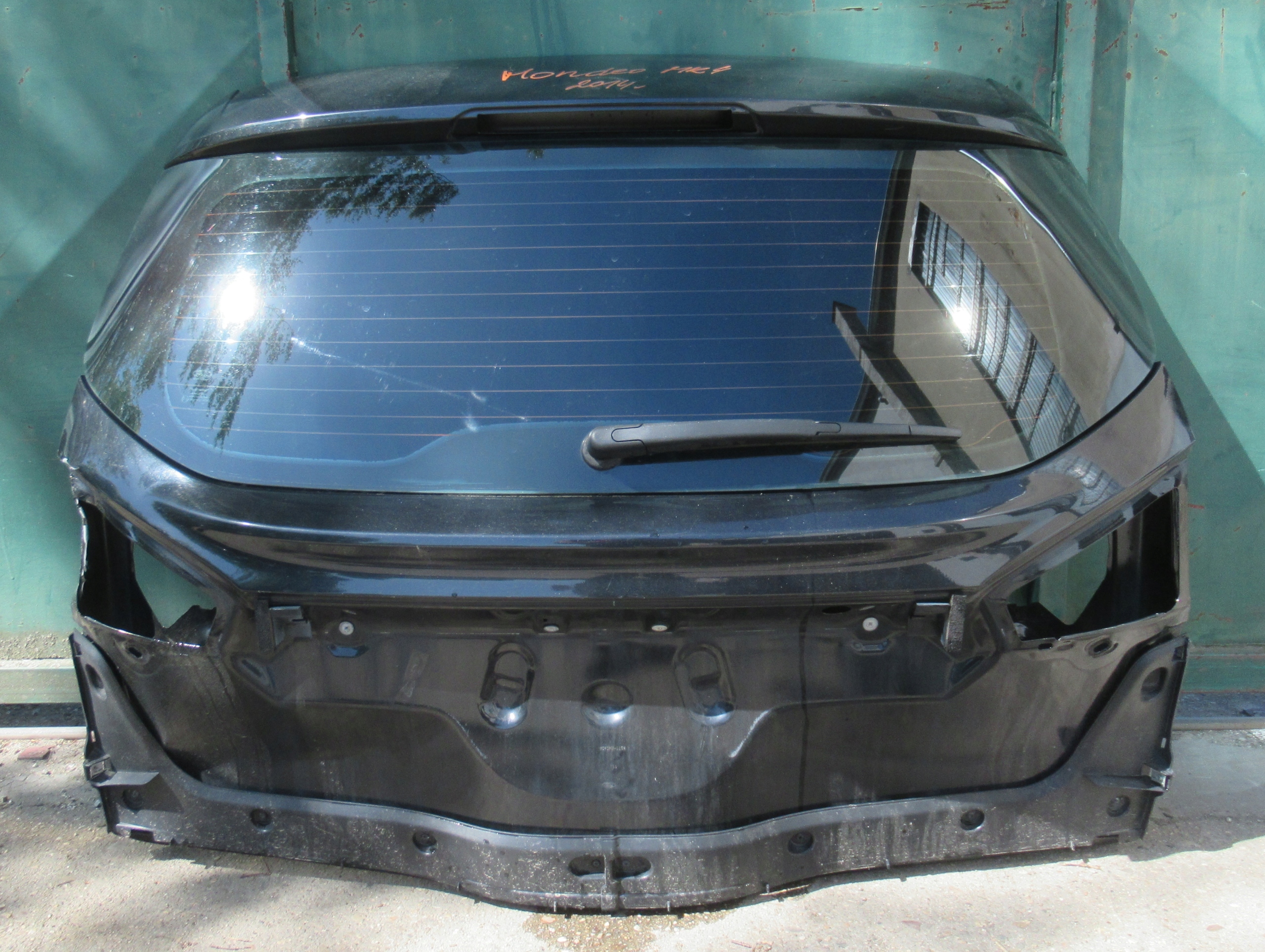 FORD MONDEO MK4 14R boot doors LIFT G6
