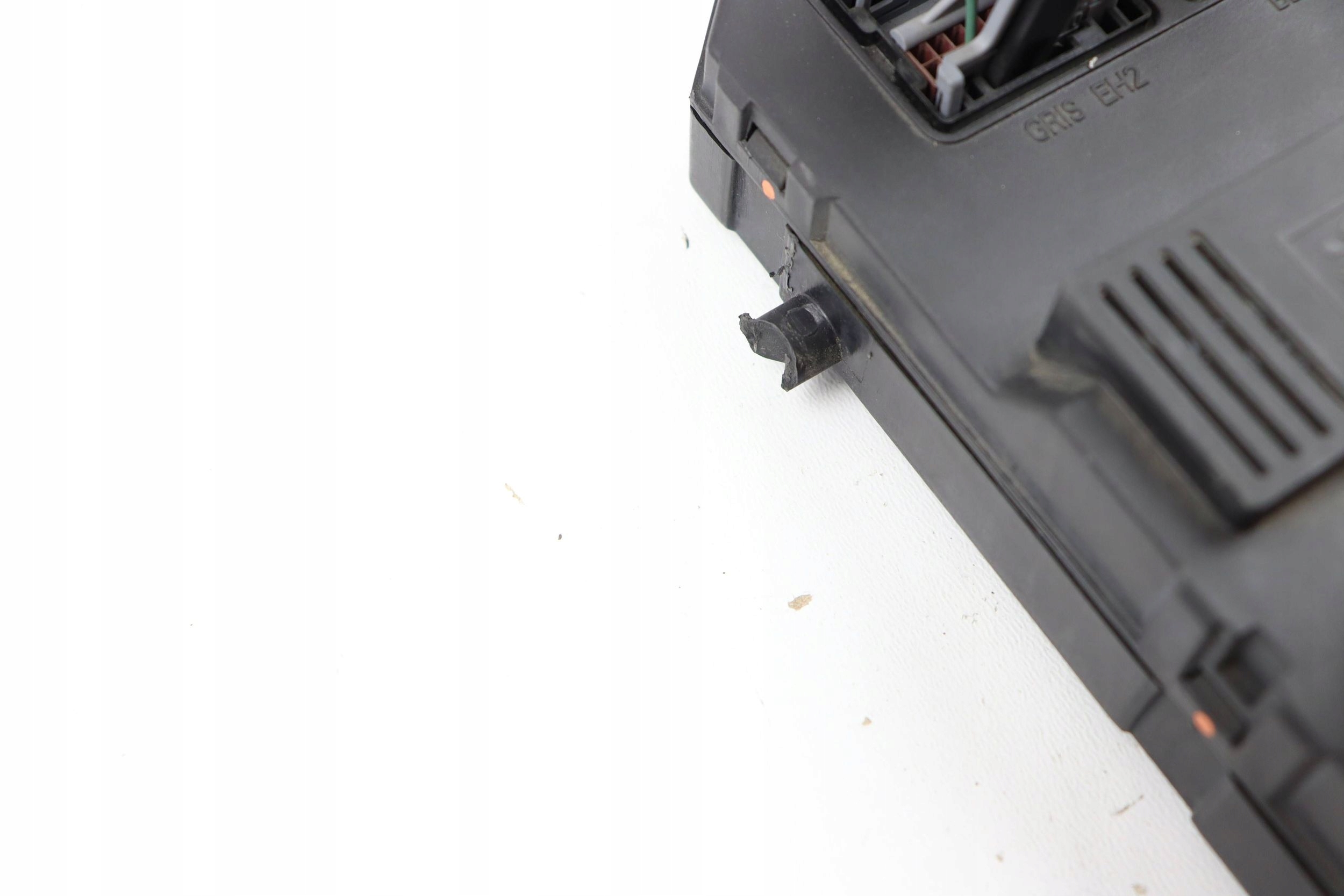 CITROEN PEUGEOT module control unit compartment BSI 9652474680 S118085320D