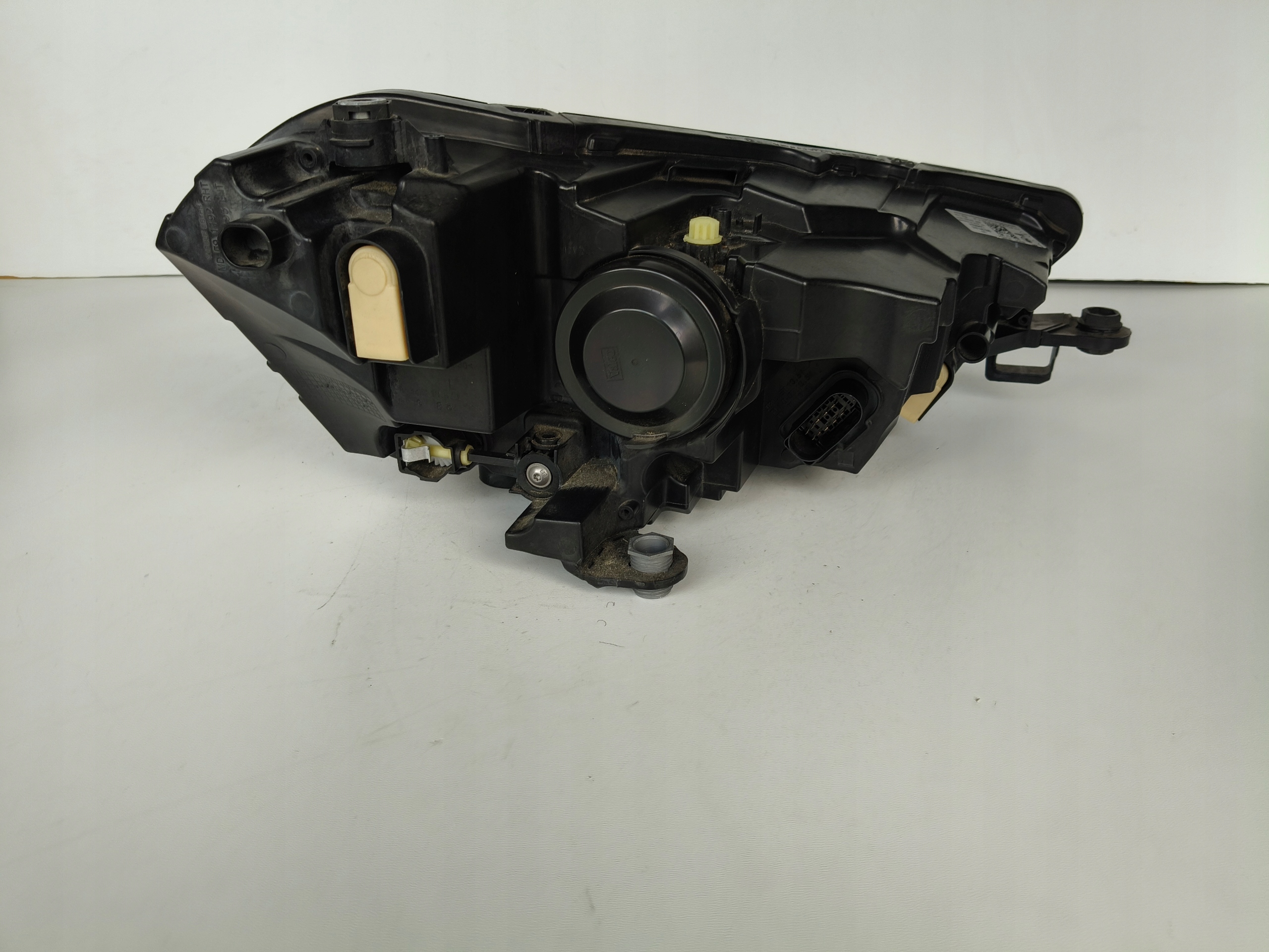 light left REFLEKTOR SKODA FABIA IV 4 6VA 20- LED