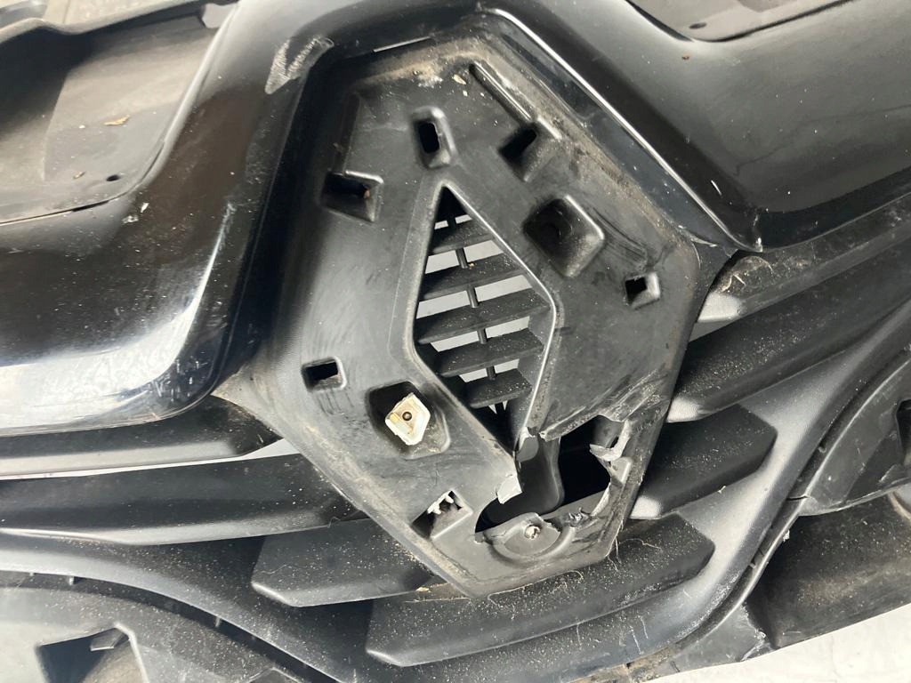 Grill Grill RENAULT CLIO IV LIFT