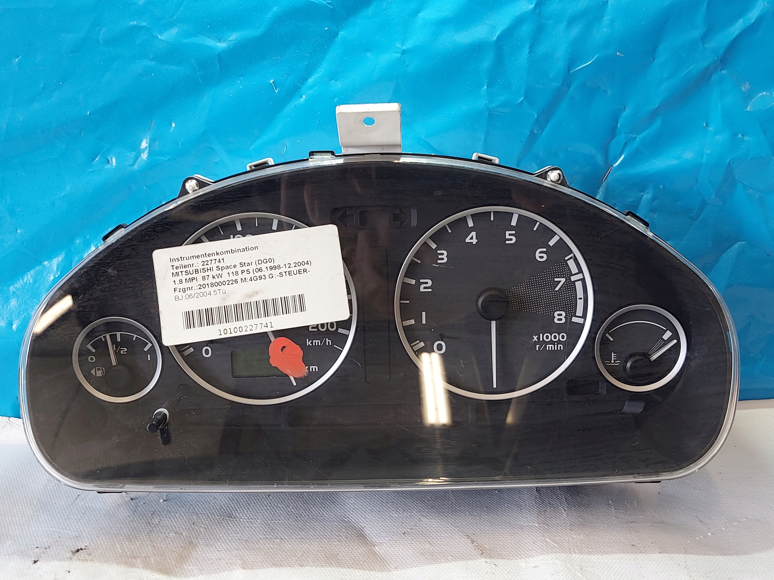 dials clock MITSUBISHI SPACE STAR 1.8 N MR916338