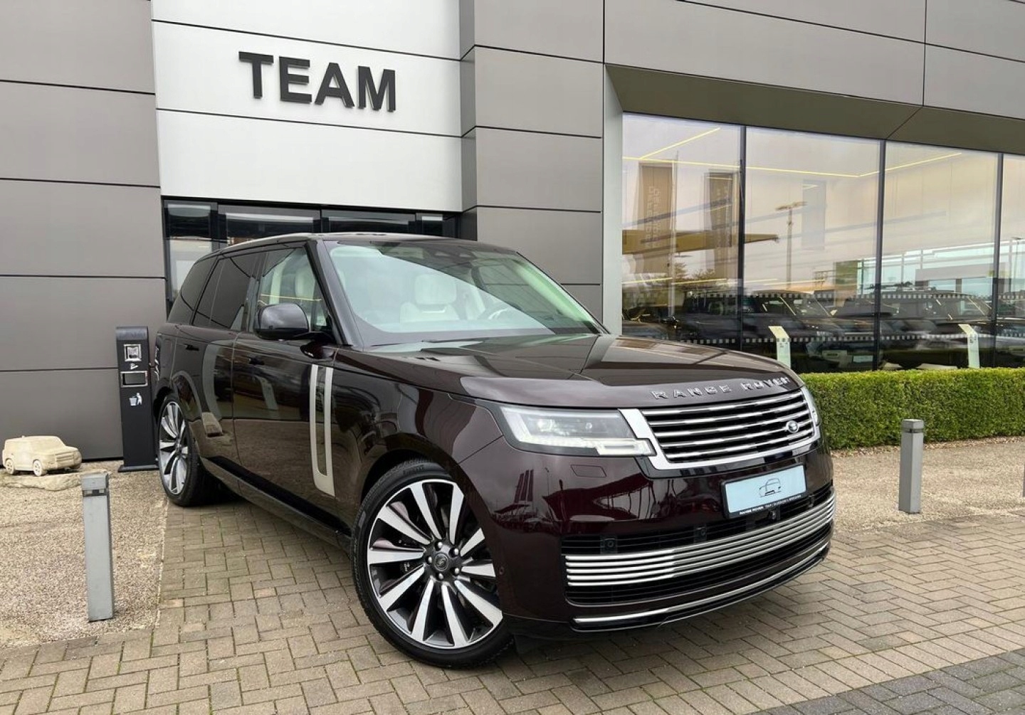 Land Rover Range Rover Range Rover L460 MY25 4.4P V8 615 PS AWD Auto SV ...