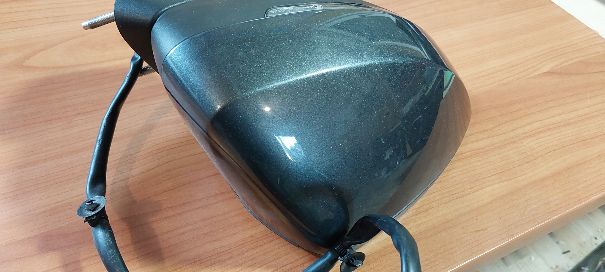 Lusterko zewnętrzne 6+2 pin audi a3 8v Producent części Audi OE