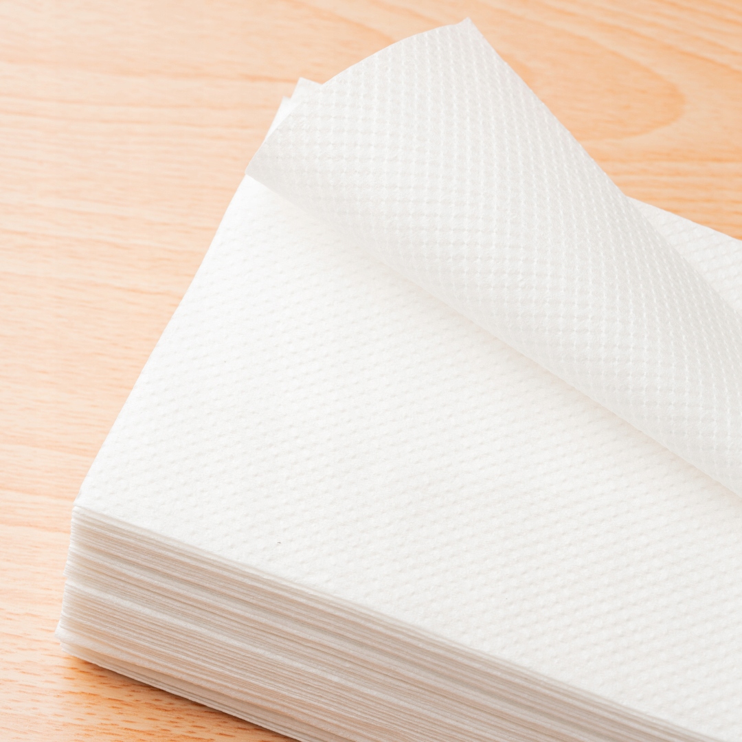 1x RĘCZNIK PAPIEROWY ZZ do podajników Biały SKŁADANY Celuloza 150 listków Materiał celuloza