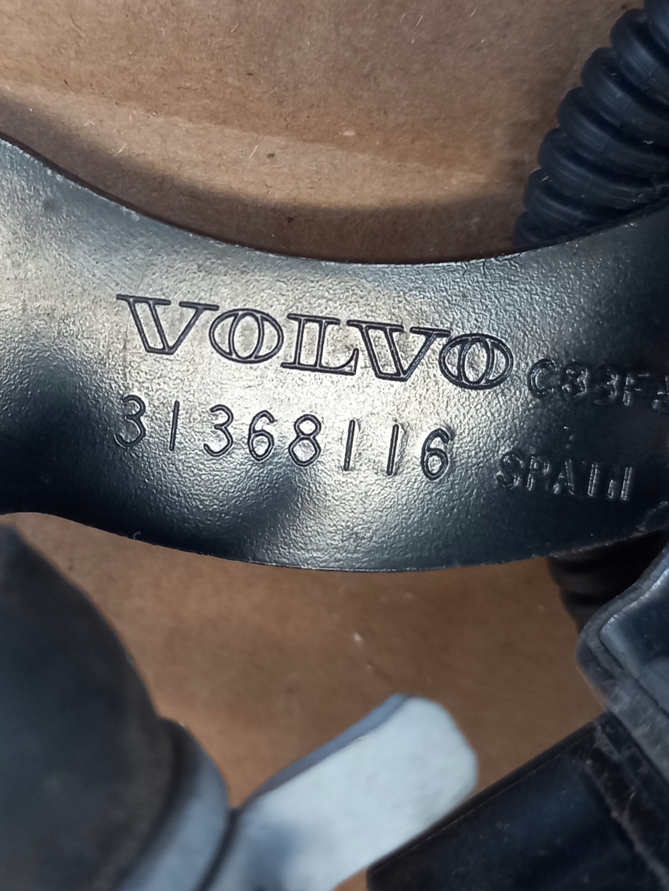 田口 31461924 Volvo Регулирующий клапан охлаждающей жидкости