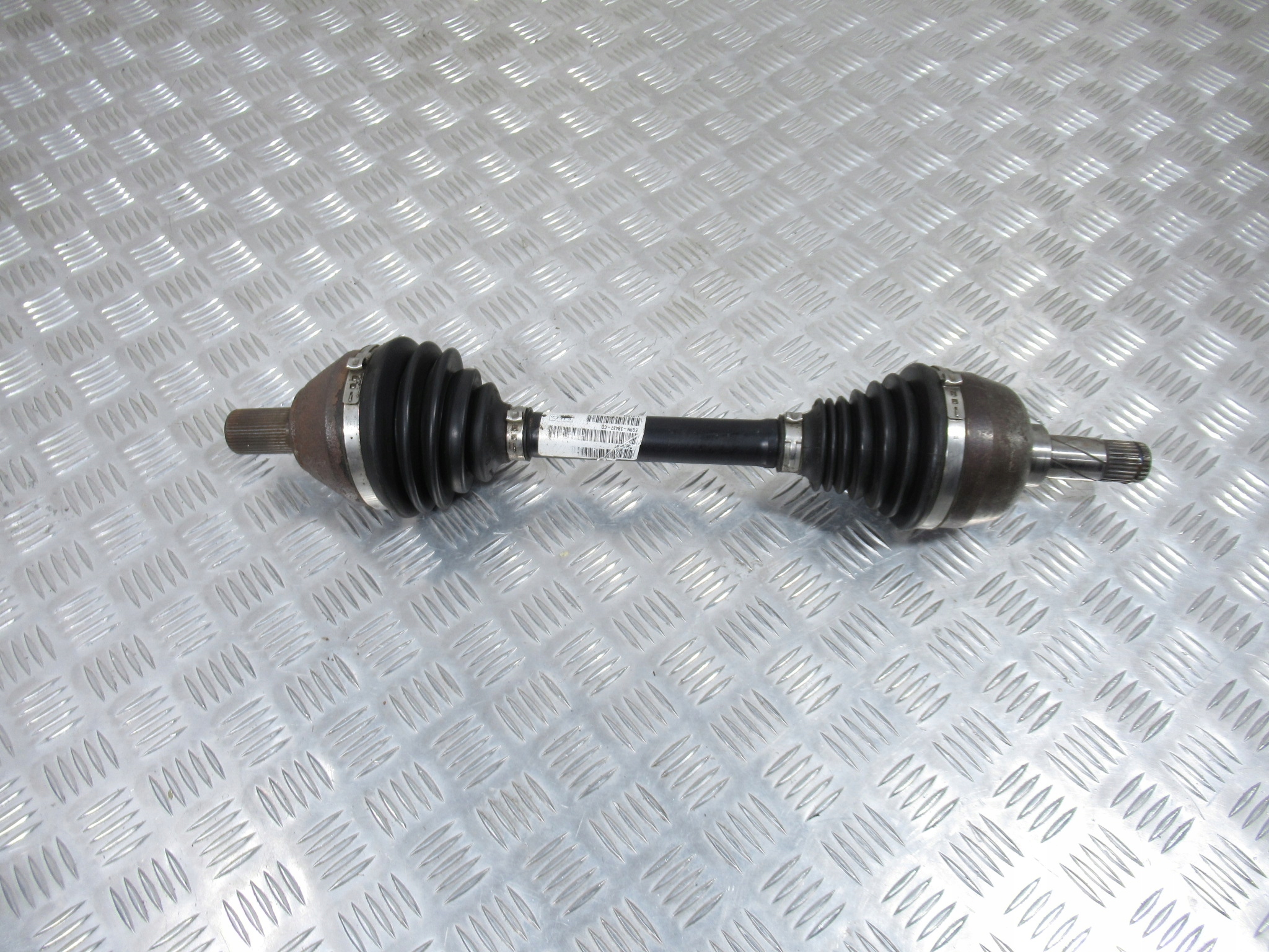 VOLVO S60 V60 PÓŁOŚ LEWA KRÓTKA 30783201 30783201