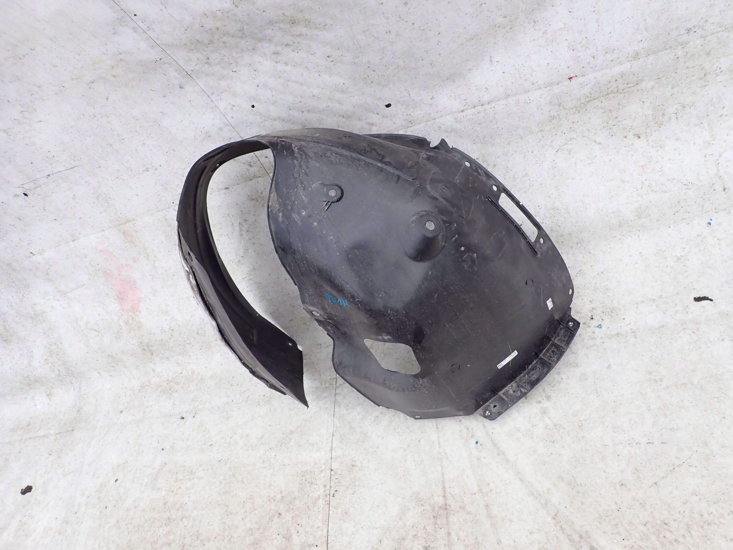 HYUNDAI TUCSON IV 20- mudguard left front front