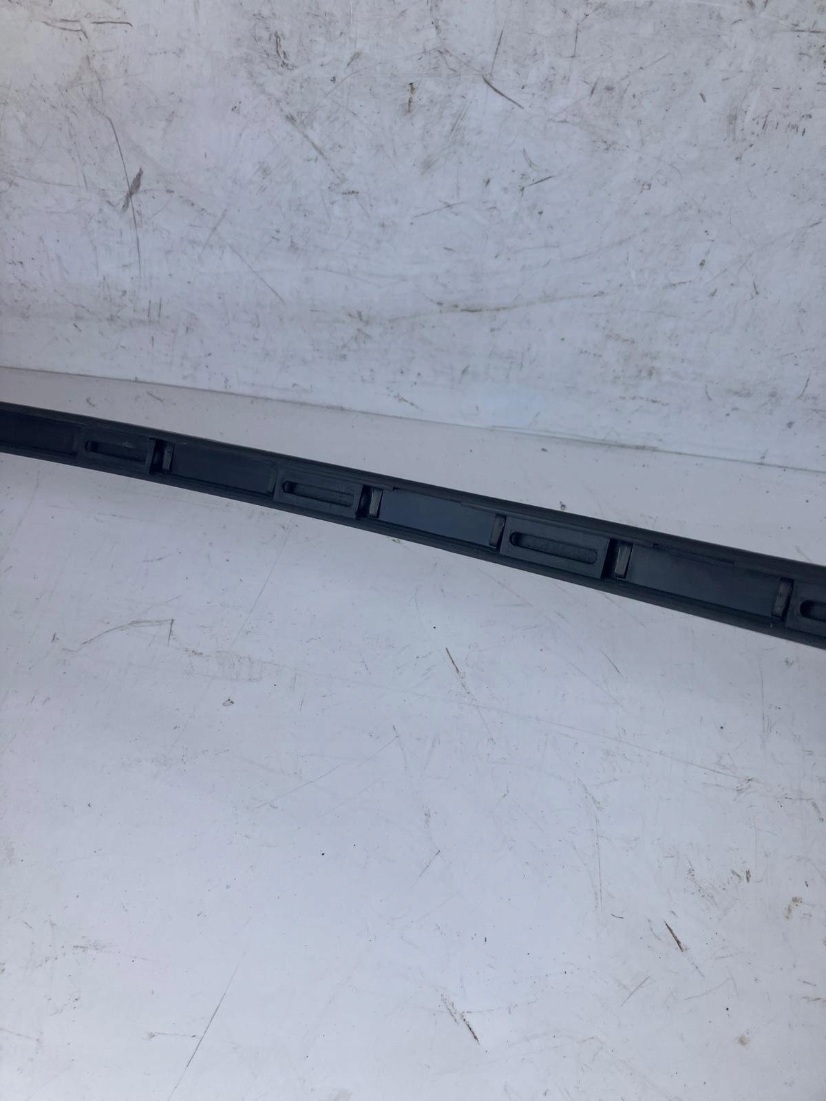 frame moulding upper door left front CITROEN C4 GRAND PICASSO II 9677102180