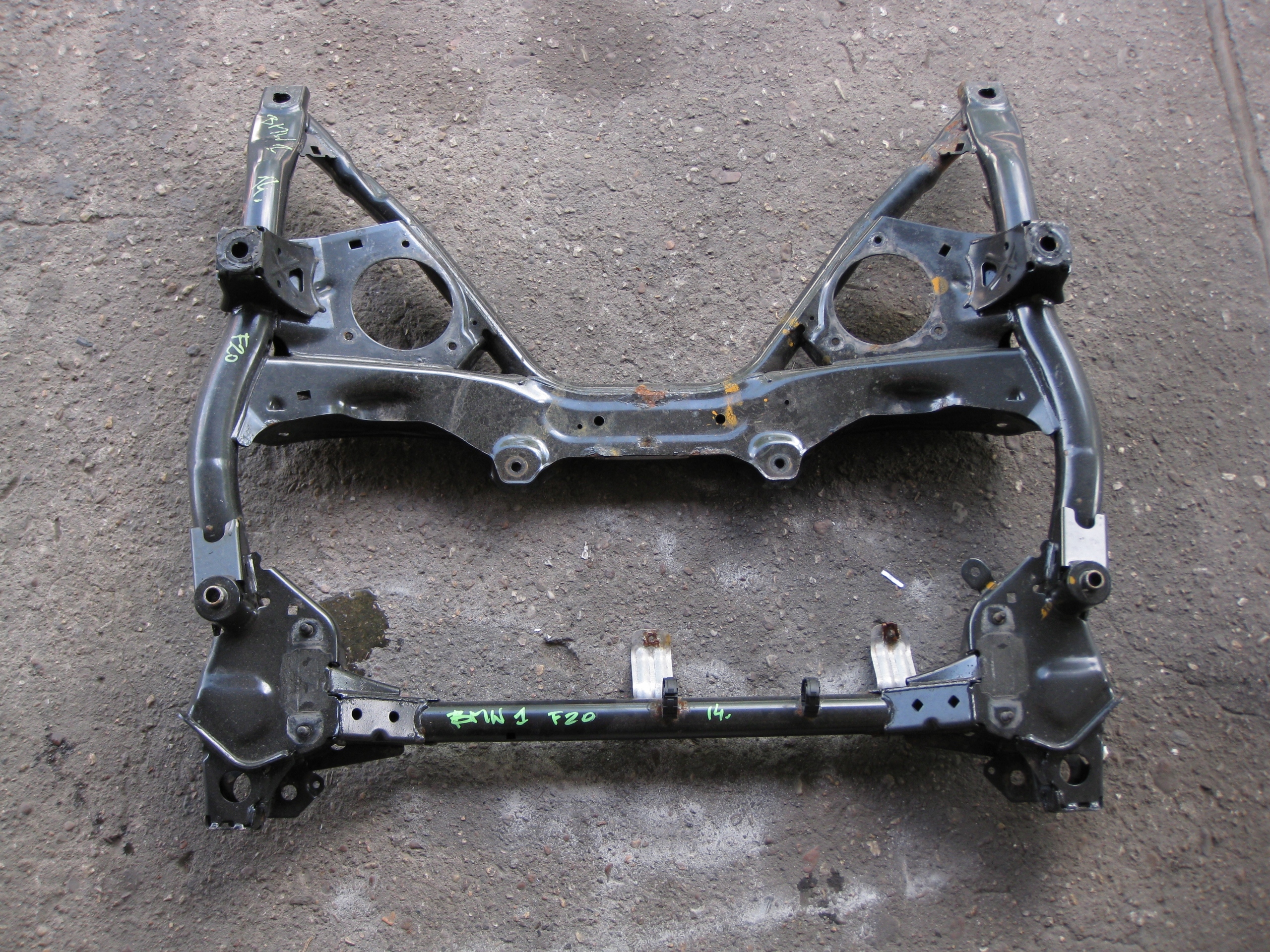 BMW F20 1.6i 14R axle beam subframe TRAWERS front