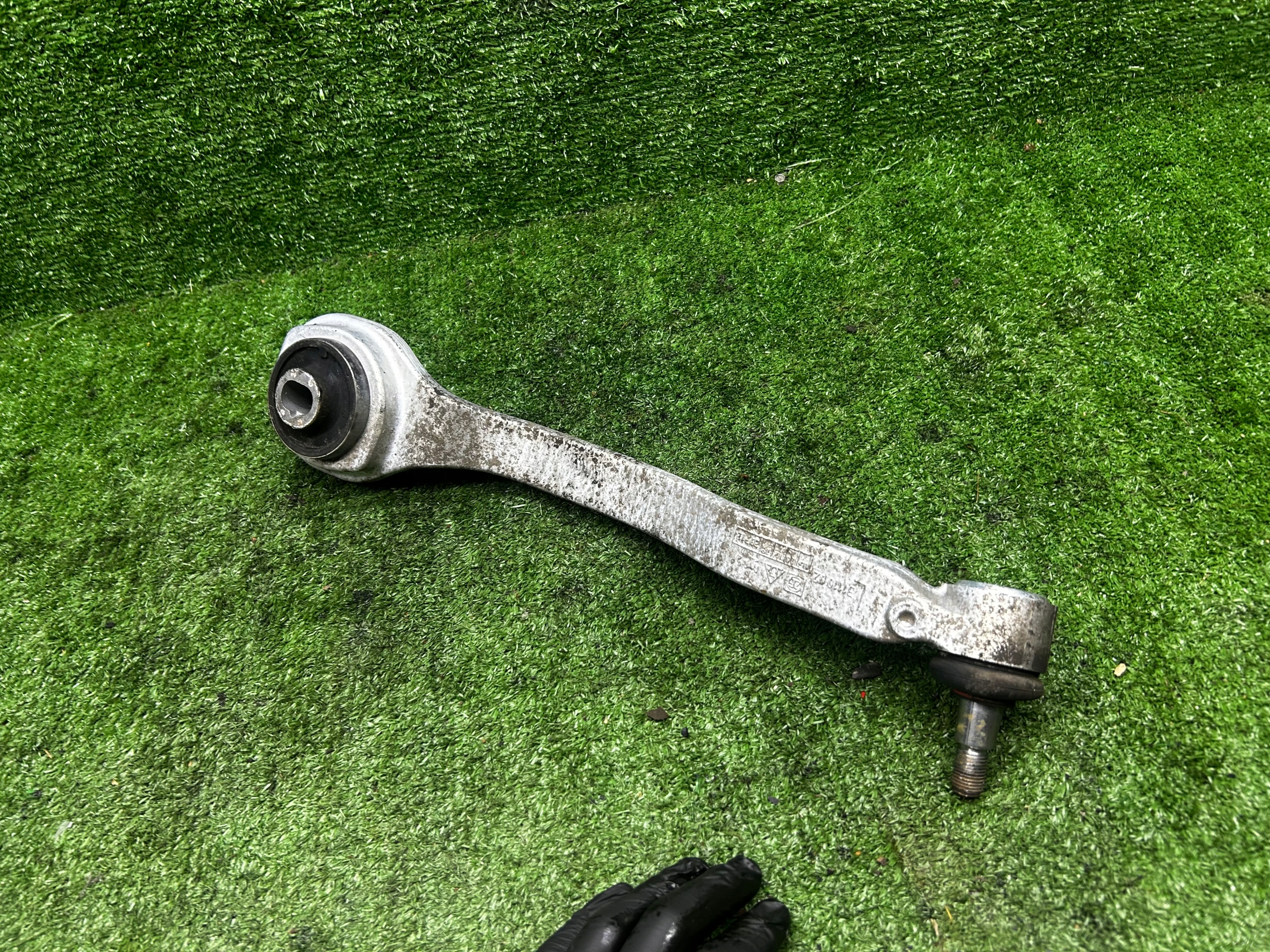 MERCEDES W211 arm front front DOL lower left