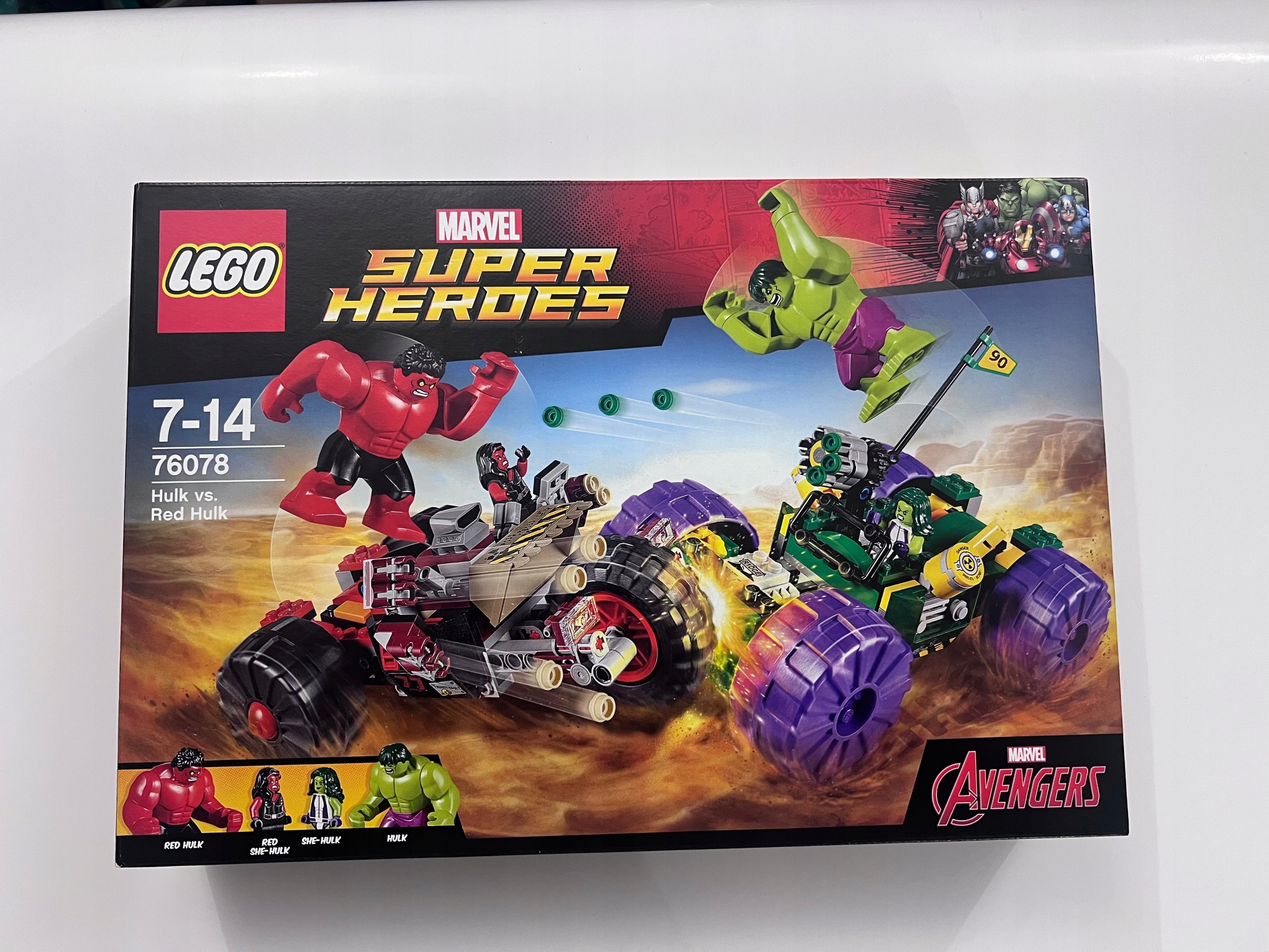 Lego 76078 Marvel Heroes Hulk Kontra Czerwony Hulk