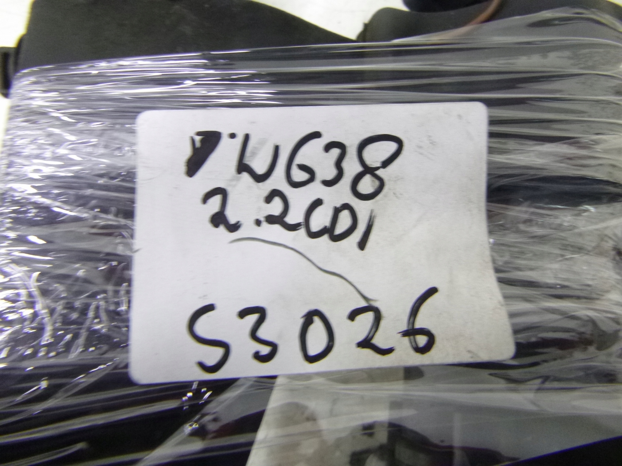 POMPE CIRCULATION D’EAU ÉLECTROVANNE MERCEDES VITO W638