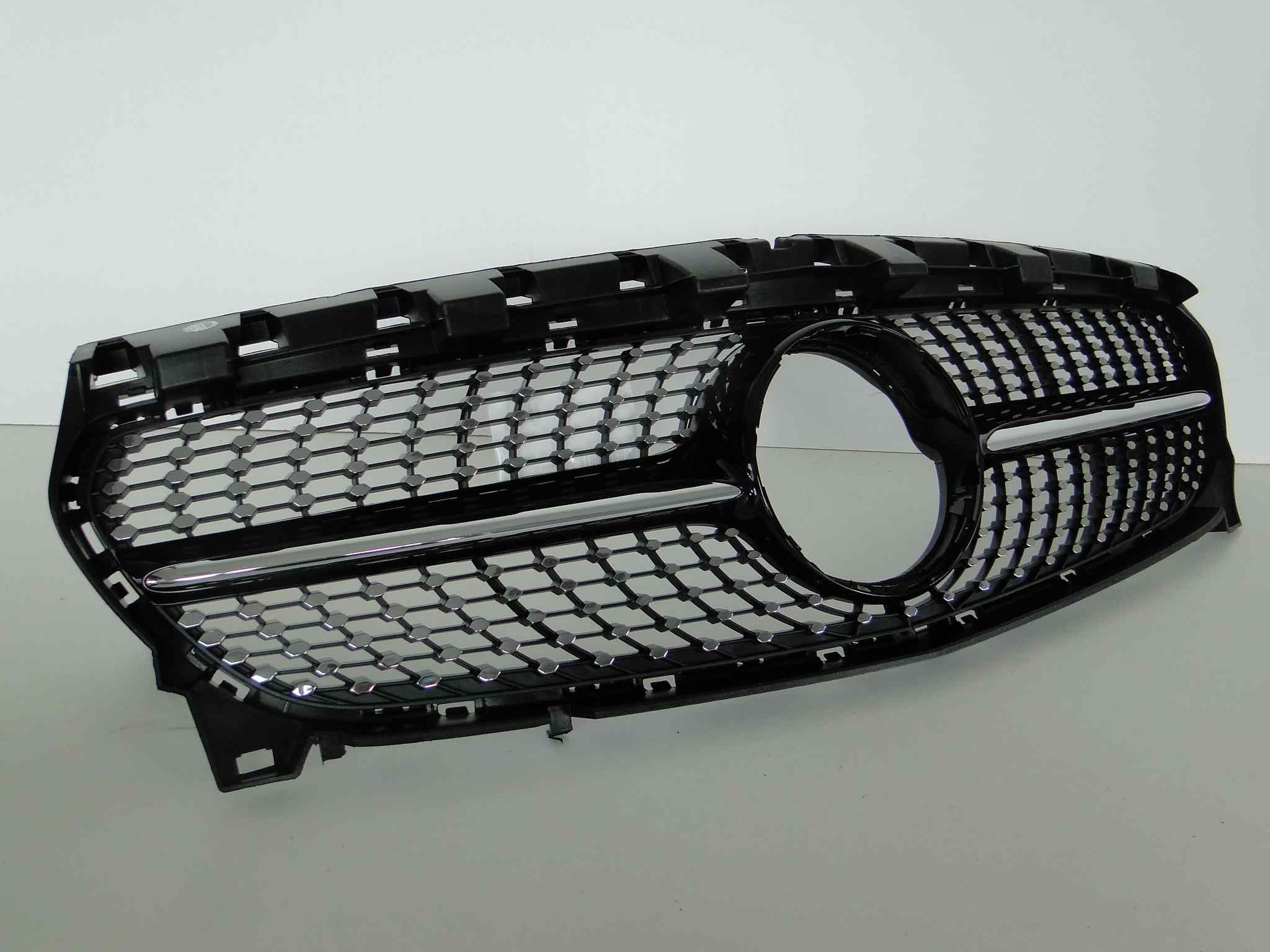 MERCEDES CLA 117 LIFT GRILL ATRAPA DIAMENT AMG Typ samochodu Samochody osobowe