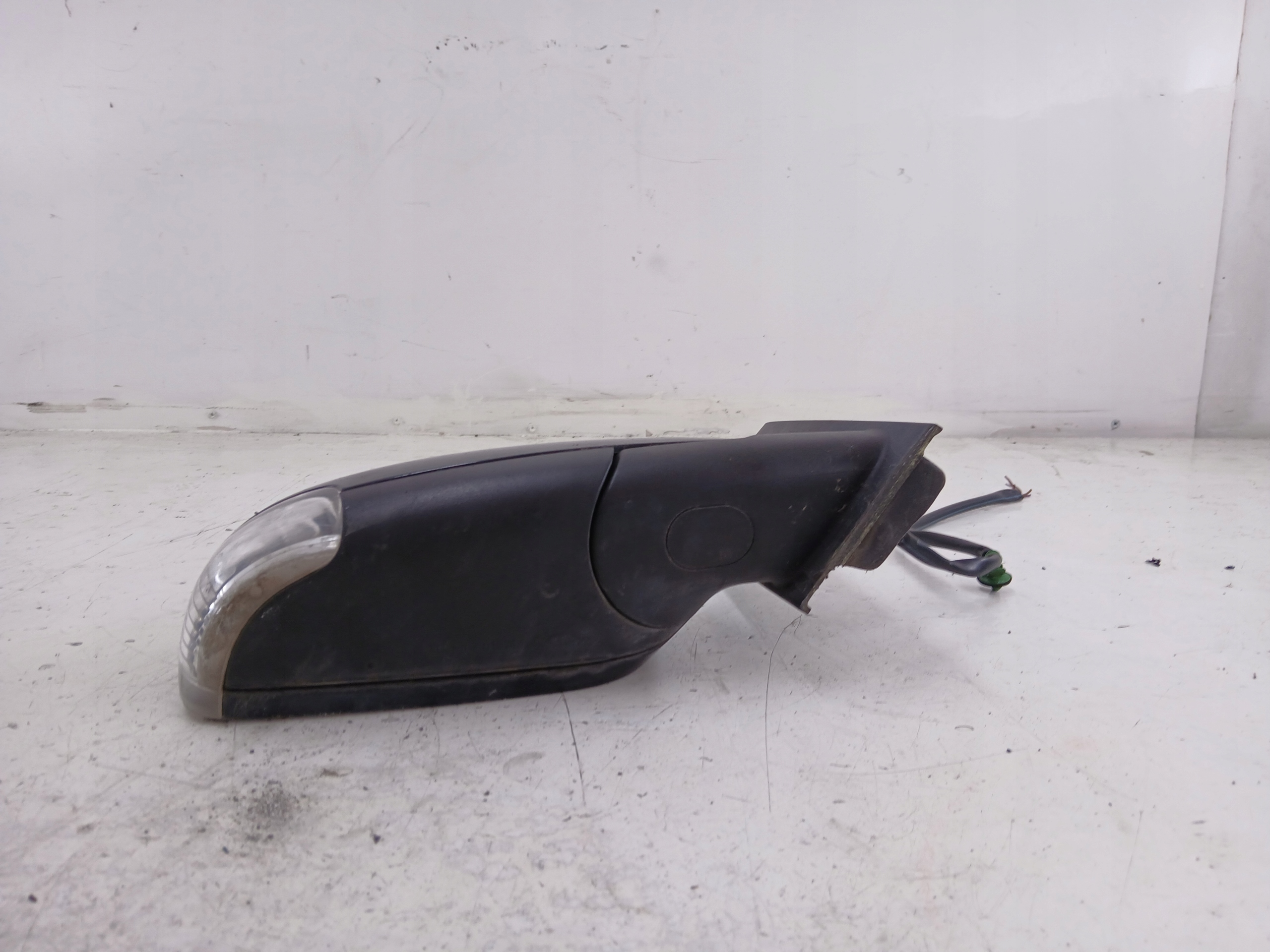 VW TOURAN and LIFT mirror right 8 PIN LC9X