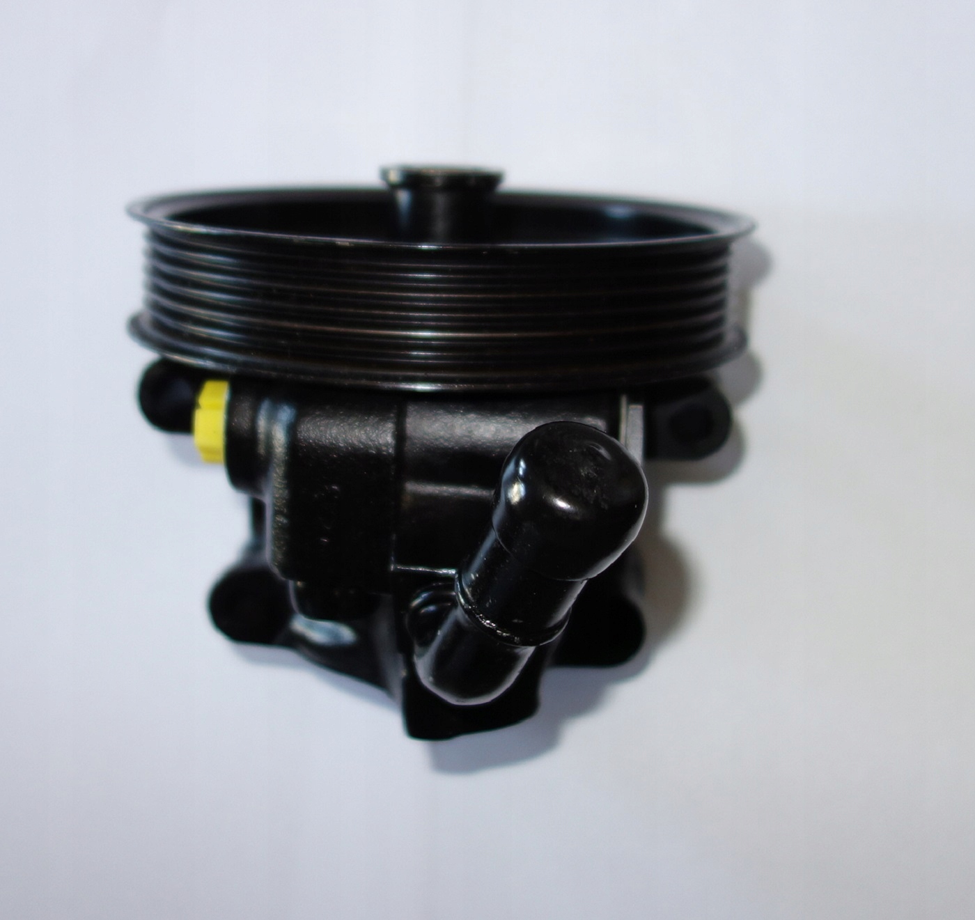 POMPA WSPOMAGANIA MAZDA TRIBUTE FORD MAVERICK TM1 TM3 ESCAPE 2.3