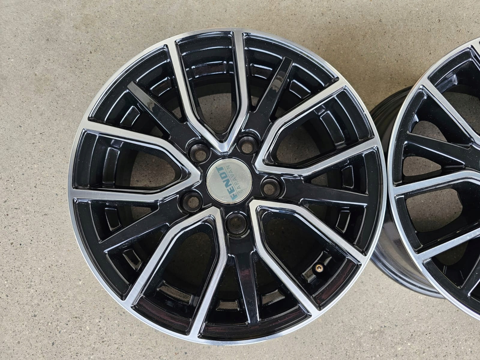 2x Alufelgi 5x112 14 ET30 66,6 Fendt Caravan do Kamperów Przyczep Lawet Producent felg Inny