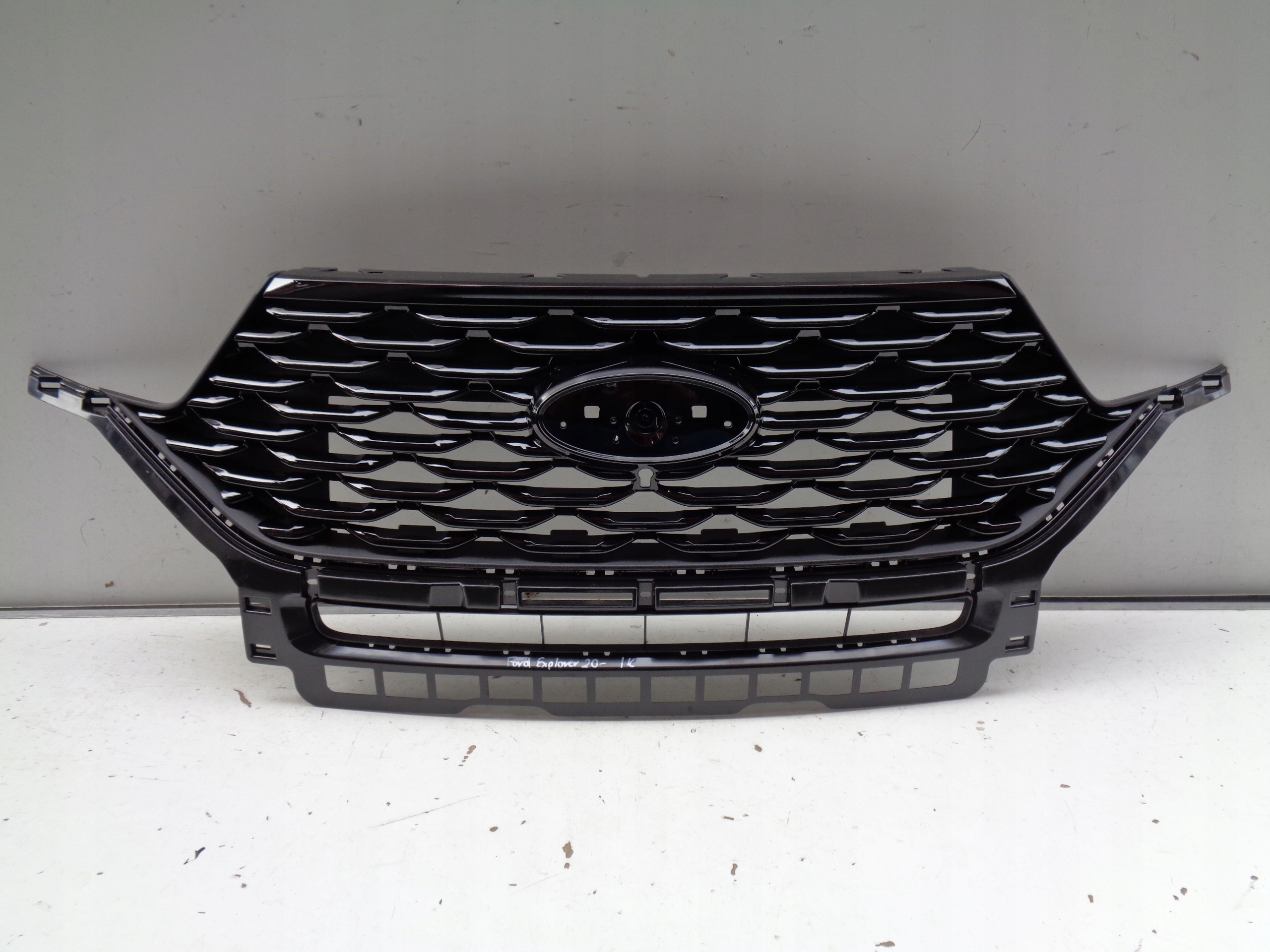 ATRAPA GRILL FORD EXPLORER 20- ST-LINE
