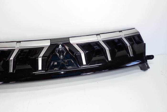 MITSUBISHI ASX 24- maska