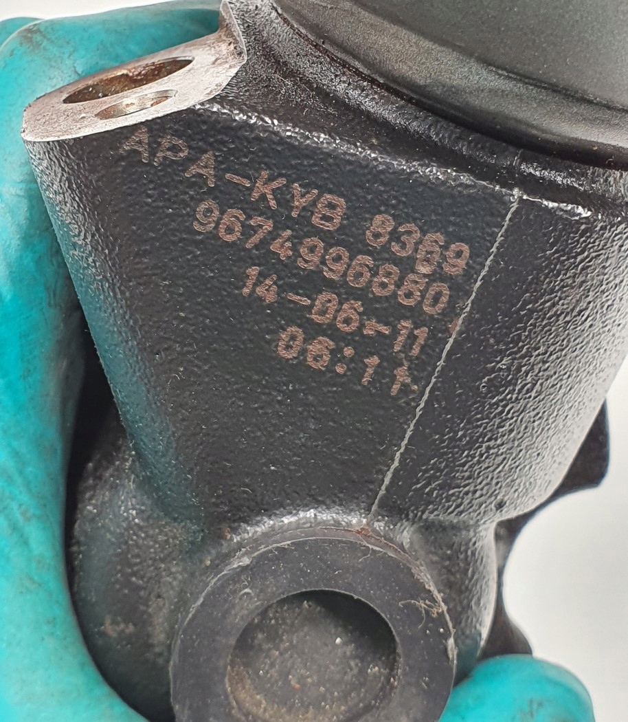 GRUSZKA ZAWIESZENIA LEWY PRZOD CITROEN C5 III X7 Part number 9674996880