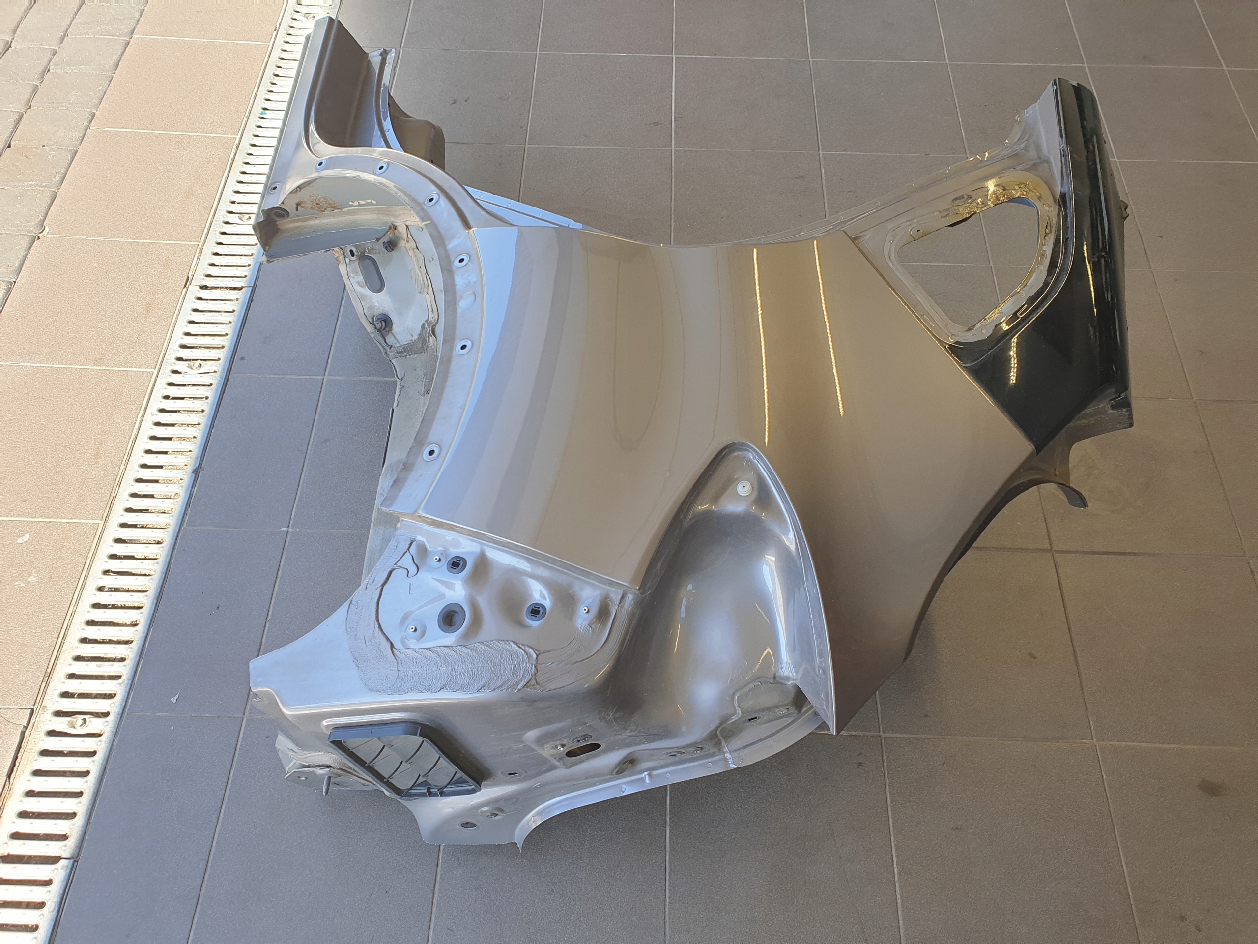 Aile Arrière Longeron RENAULT CAPTUR et 2014- BIXNK