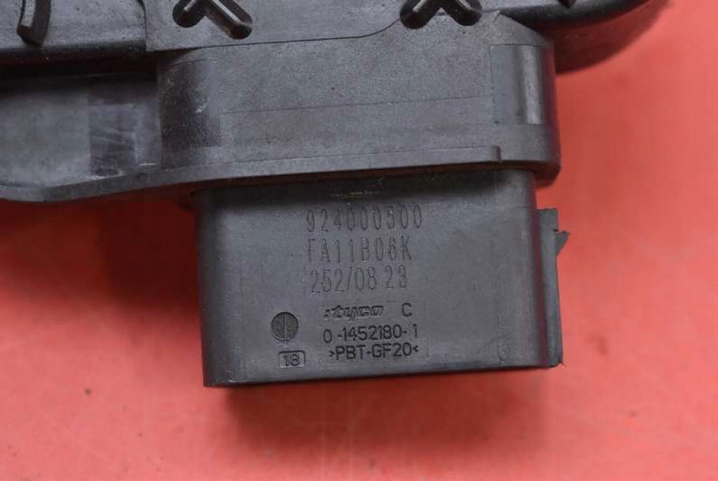 lock door left rear part rear VOLVO S40 2 II 04-07