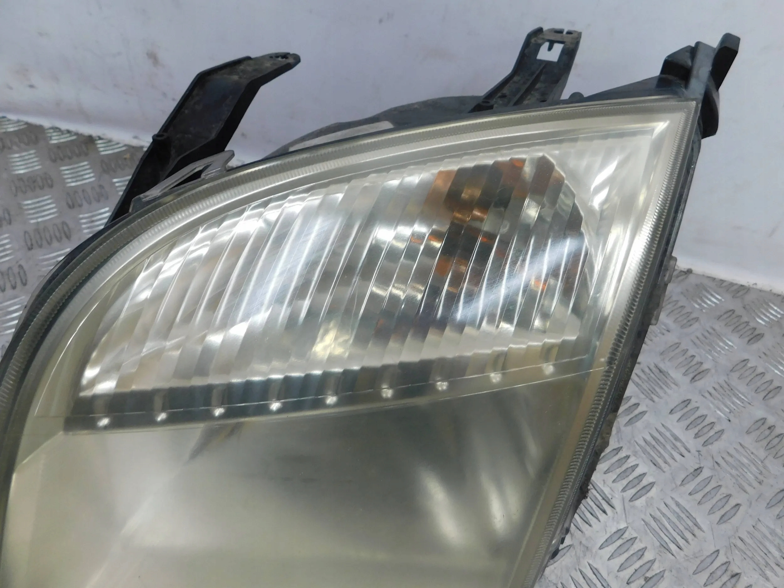 REFLEKTOR light left FORD FUSION