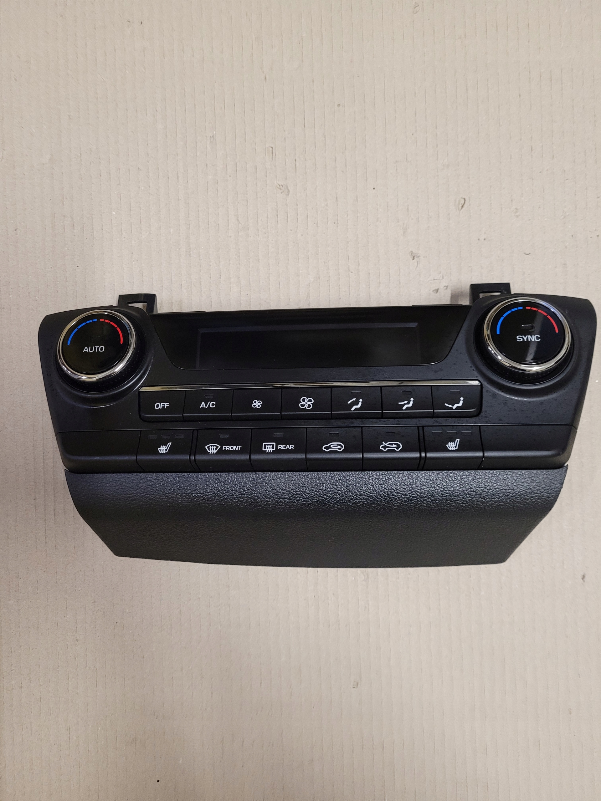 HYUNDAI TUCSON II PANEL STEROWANIA