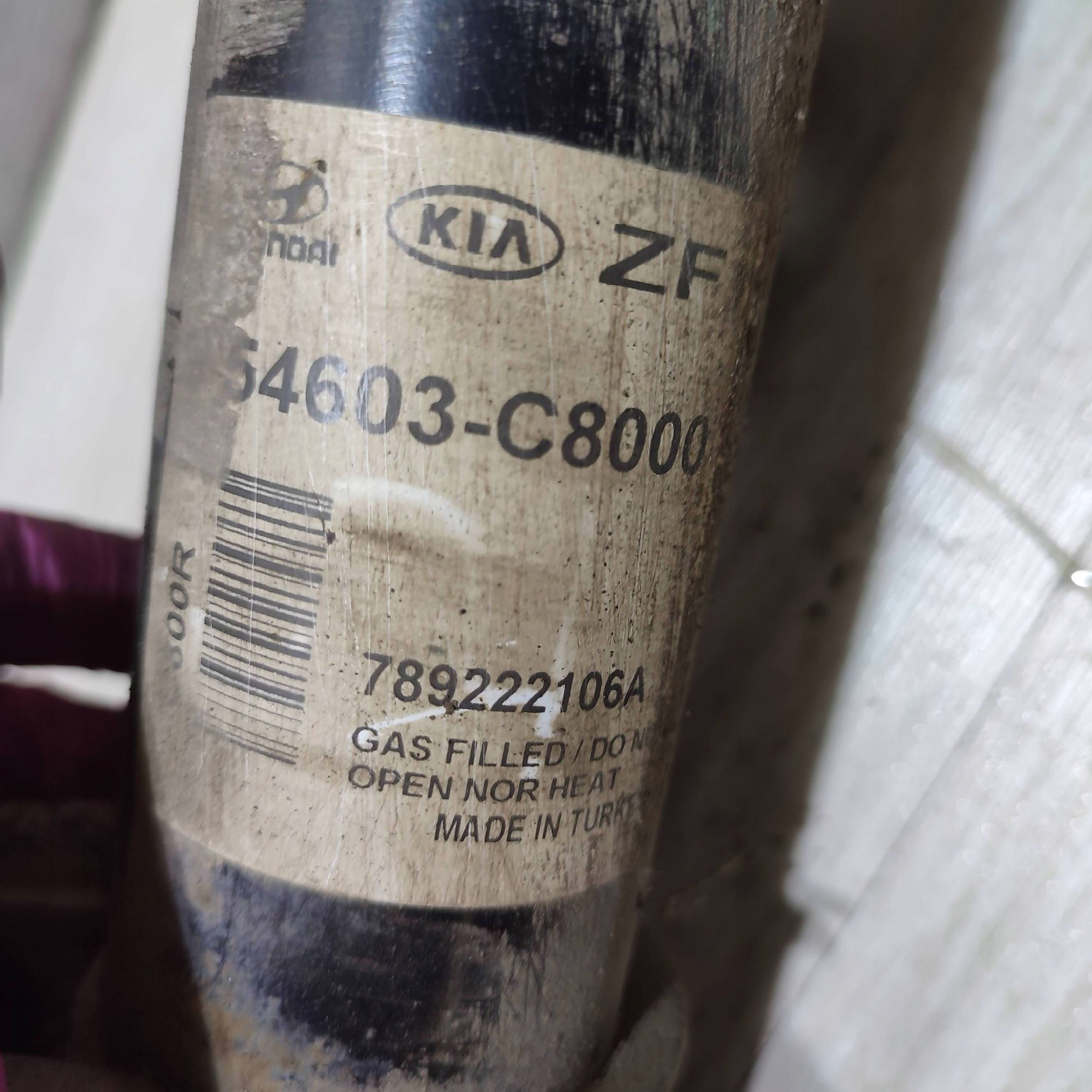 shock absorber front ze spring front right Hyundai i20 54603C8000