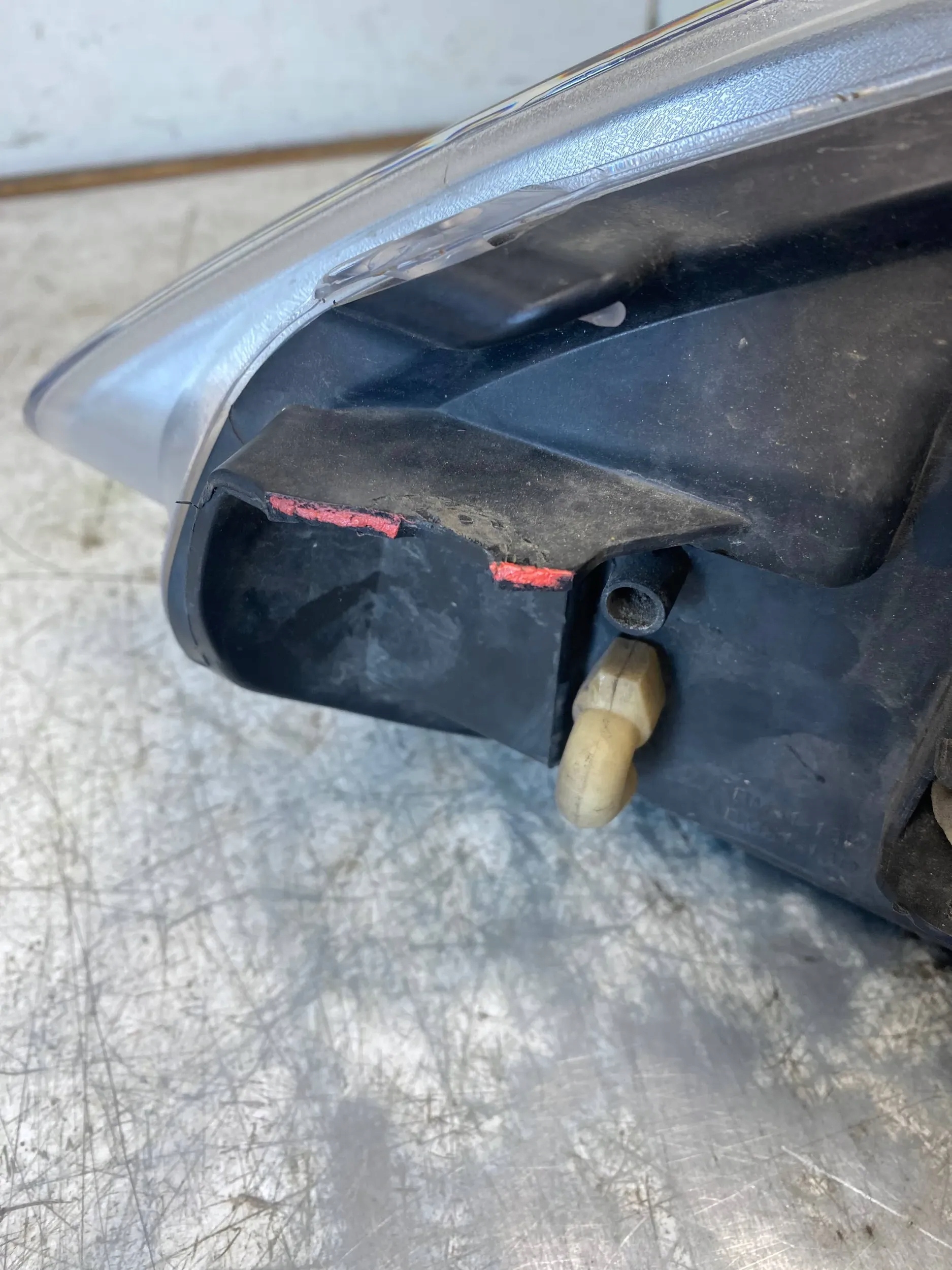 light right front FORD FOCUS MK3 BM51-13W029-NB
