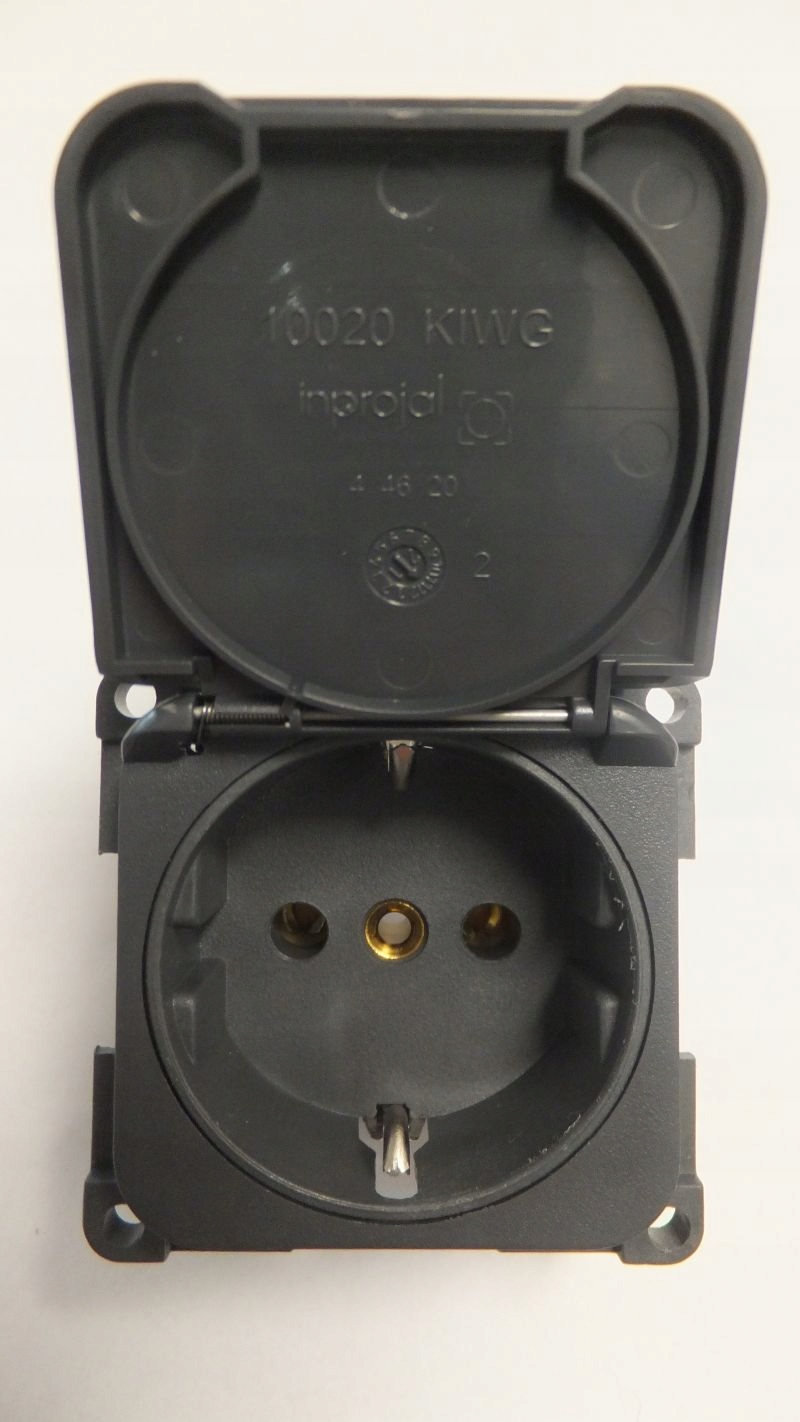 Gniazdo 230V do przyczepy kampera