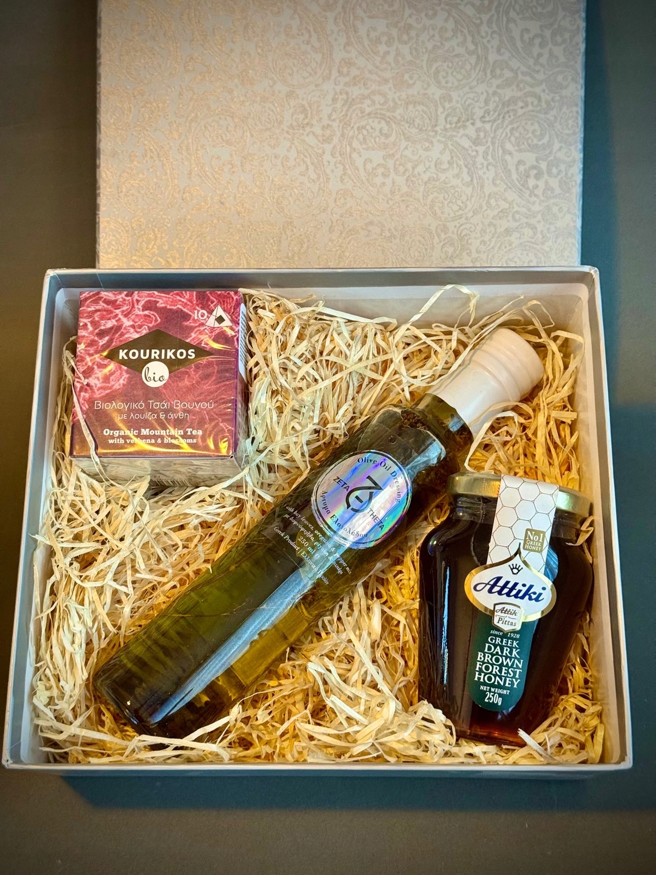 Levně Dárková Sada Řecký relax s olejem, medem a bio čajem