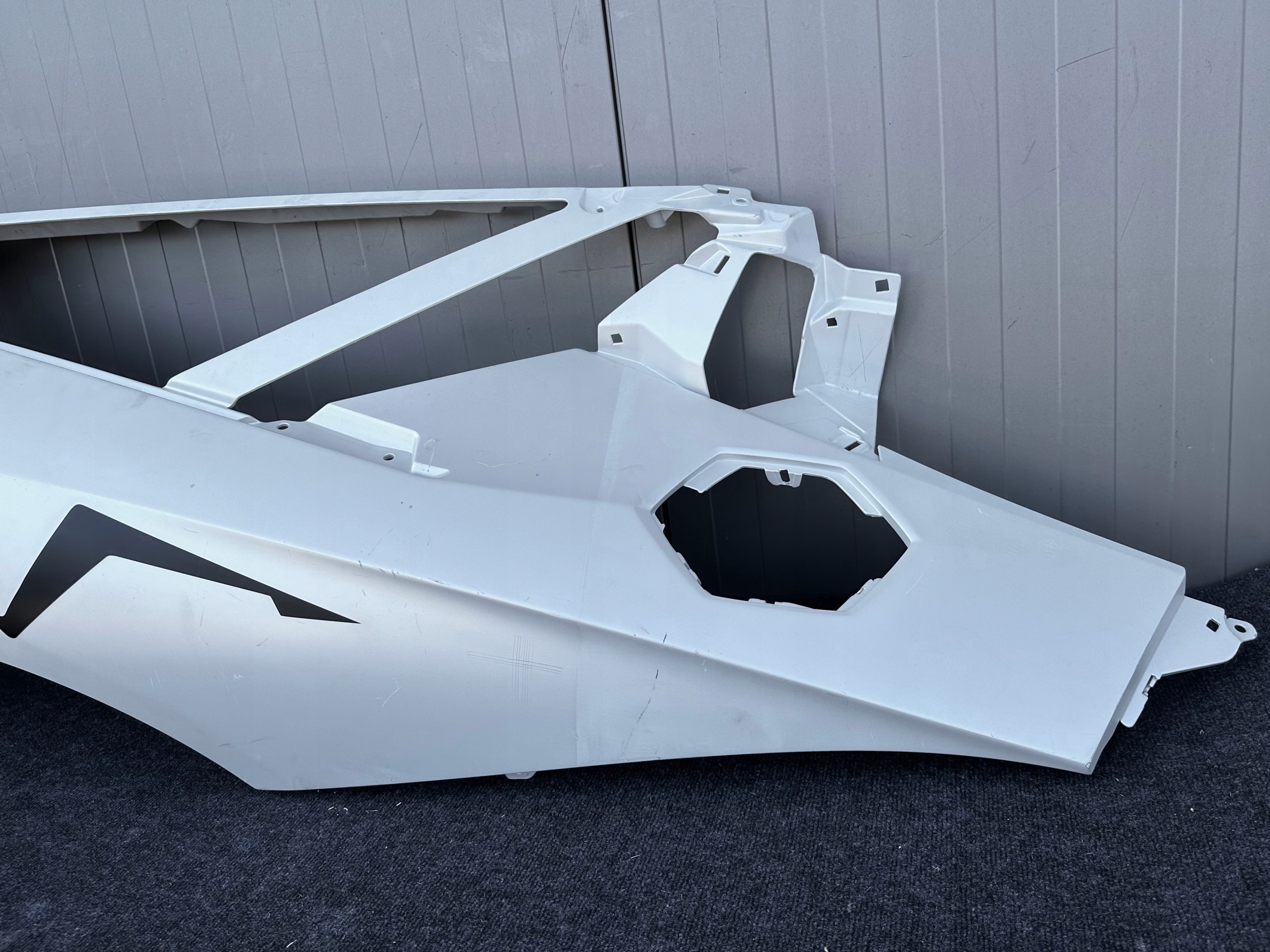 LAMBORGHINI AVENTADOR SV fender RH side 470854960D