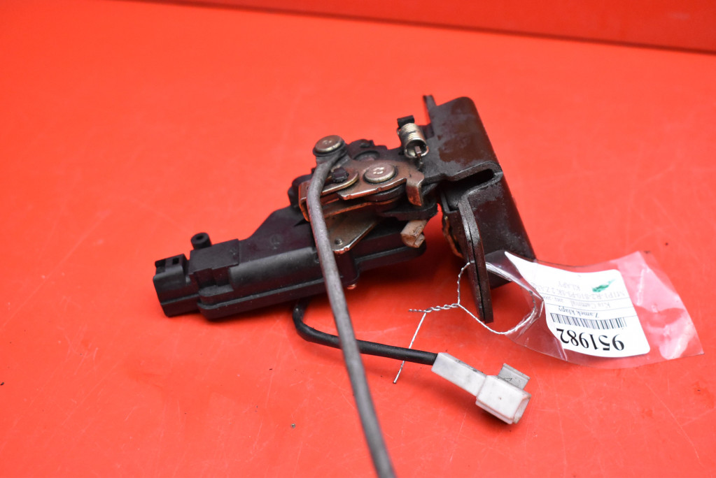 lock bonnet rear part boot KIA CARNIVAL 1 and LIFT 02-06