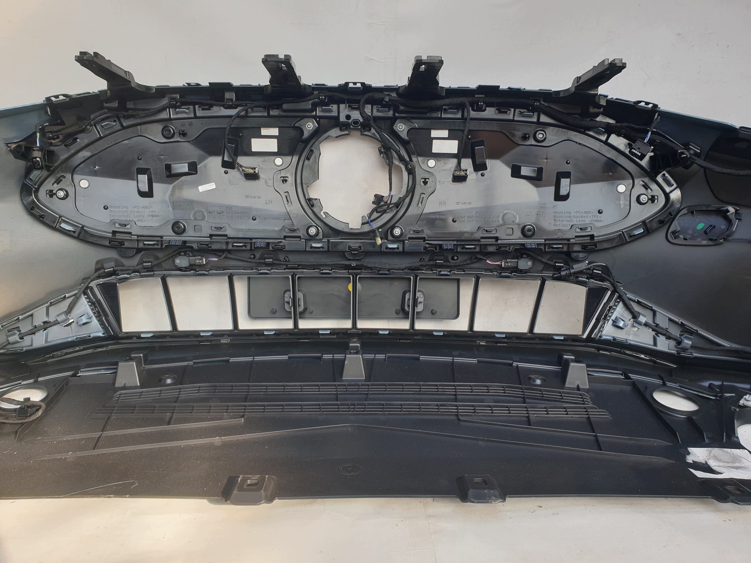 MERCEDES CLA W174 EQ ELECTRIC 24- bumper front front PDC A1748853900