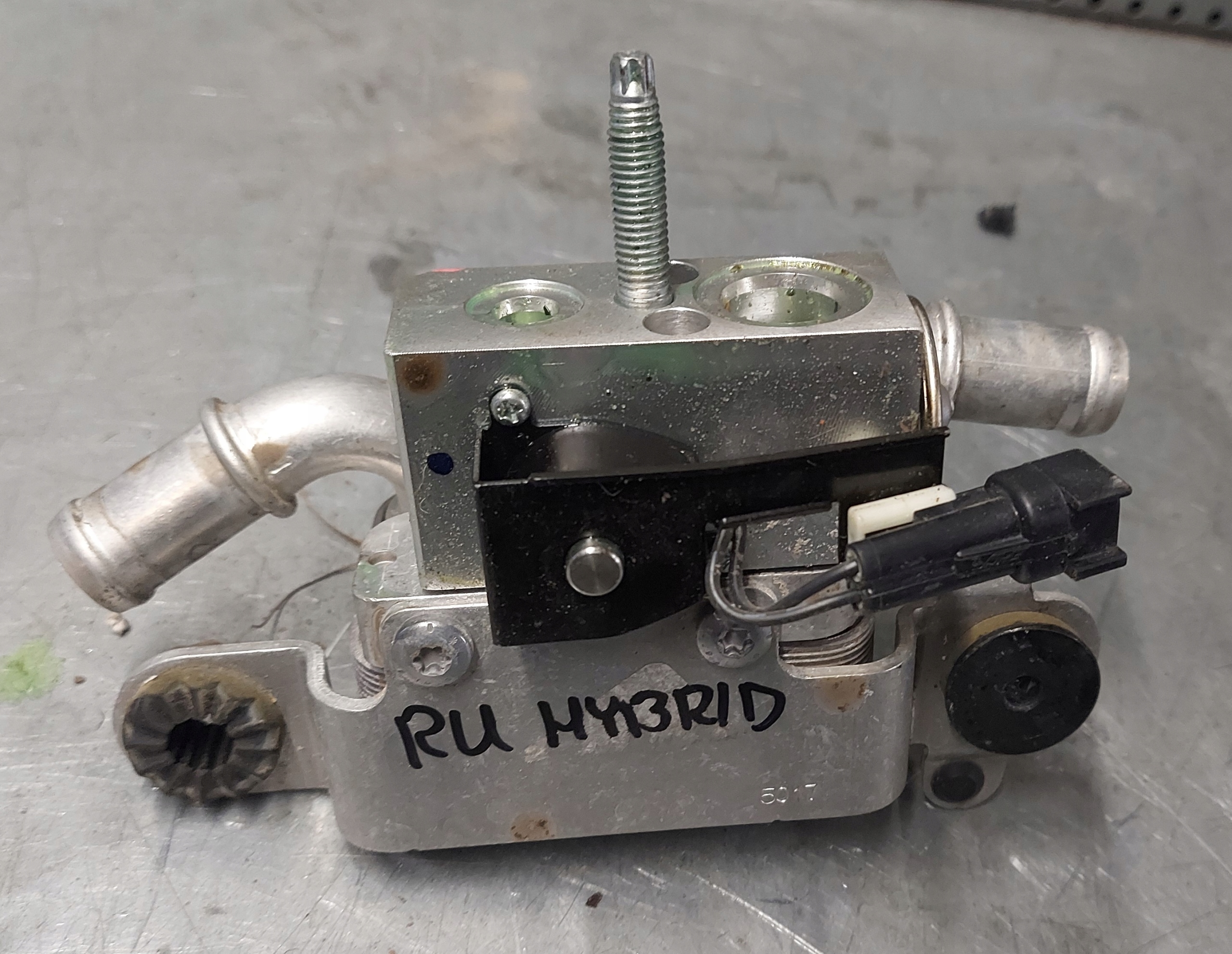 68239139ac - PACIFICA 2016-2024 HYBRID БАТАРЕЯ ТЕПЛООБМІННИК