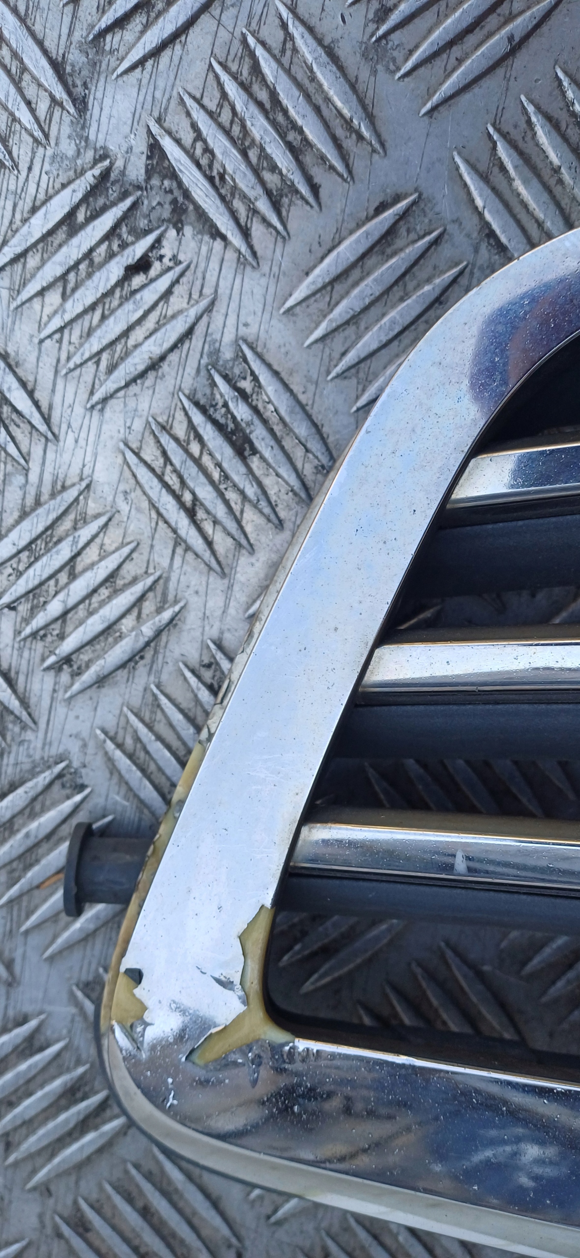 MERCEDES W204 grill grille radiator