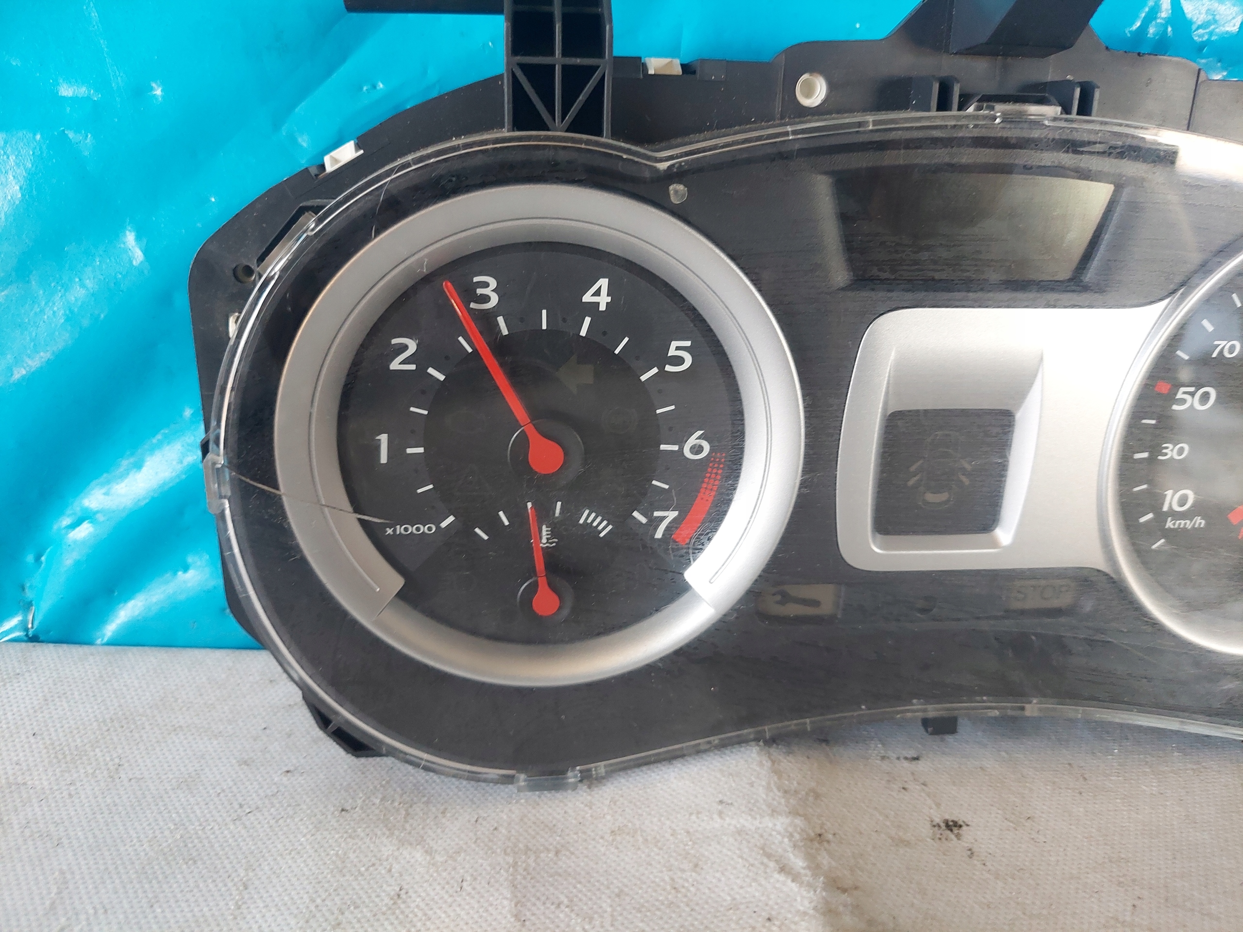 dials clock CLIO III 1.2 B 8200715181S