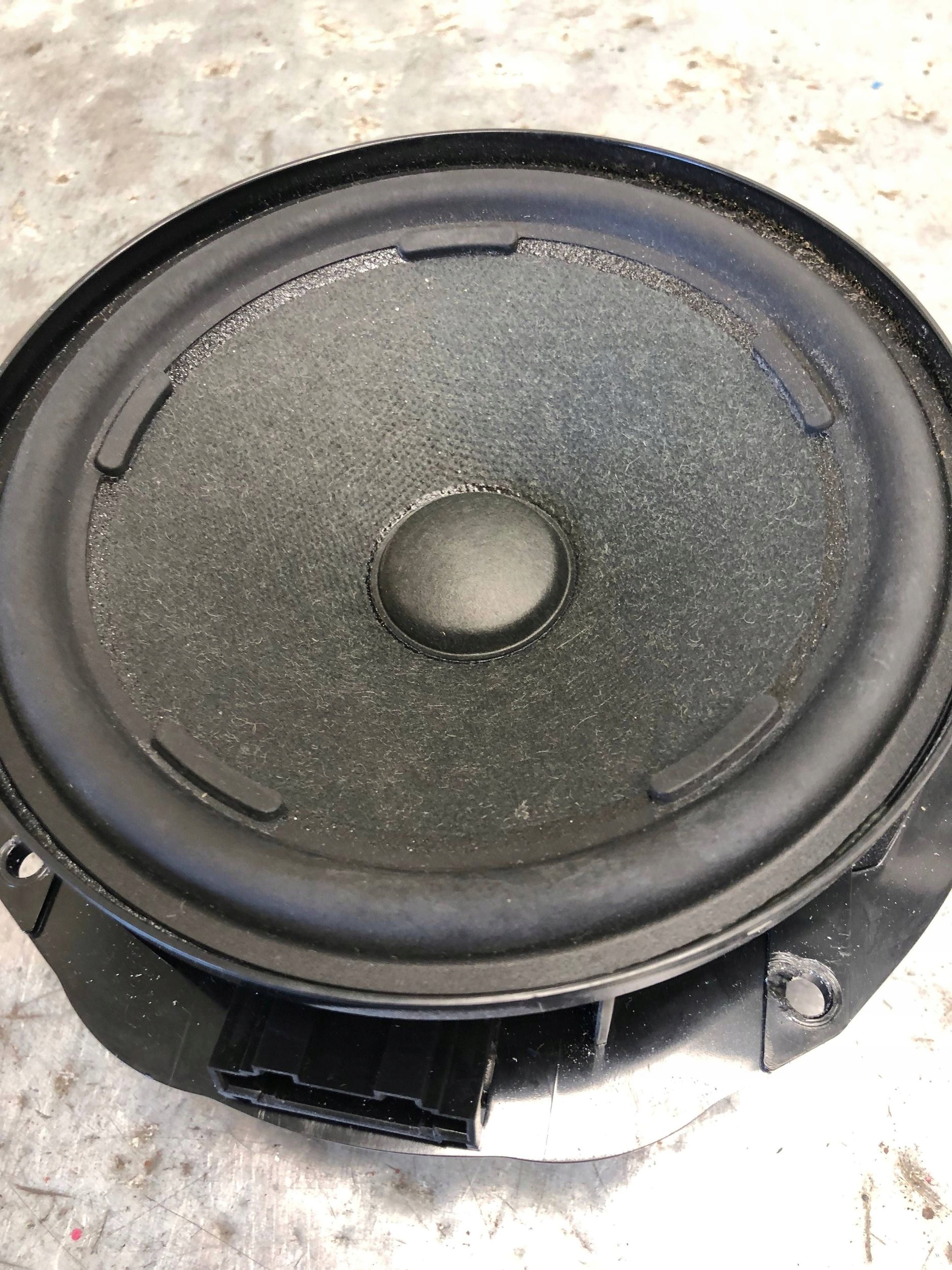 speaker door front VW CRAFTER II MAN TGE 7C0035453