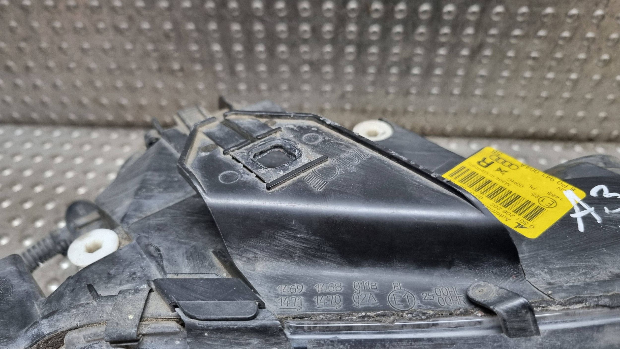 light REFLEKTOR right front 8P0941004A AUDI A3 8P LIFT 04-08 EUROPA